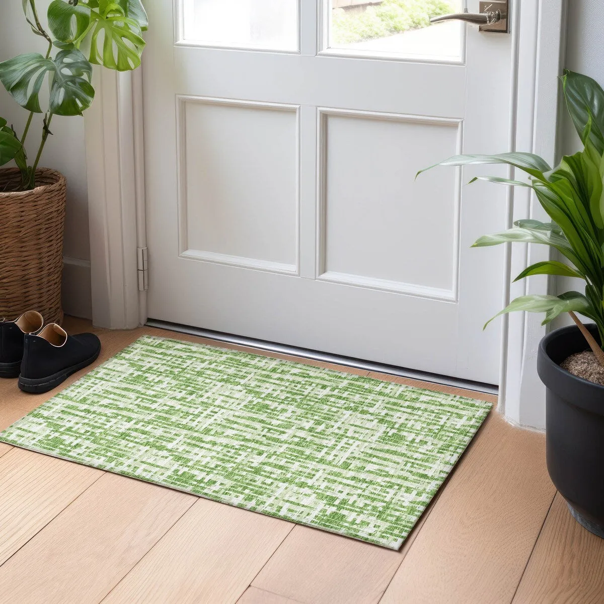 Machine Washable Indoor/ Outdoor Modern Crosshatch Chantille Rug