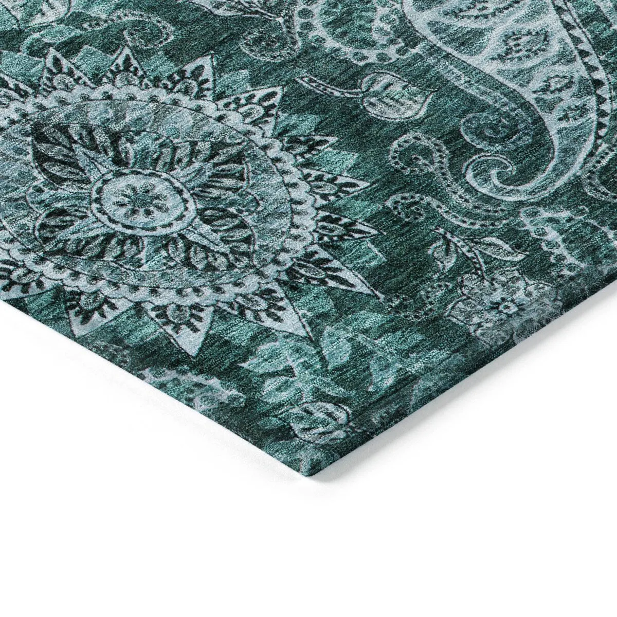 Machine Washable Indoor/ Outdoor Modern Paisley Chantille Rug