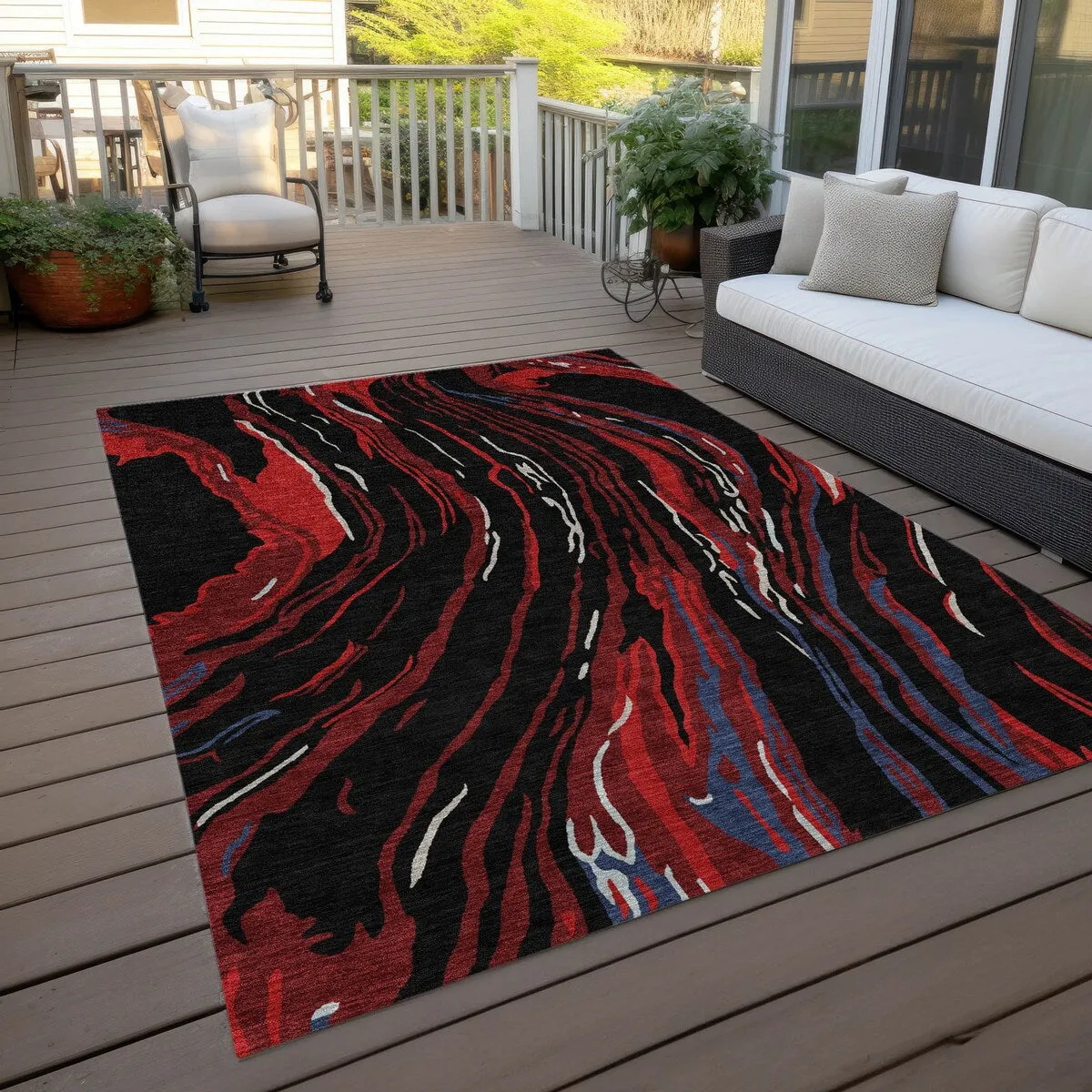 Machine Washable Indoor/ Outdoor Modern Wave Chantille Rug