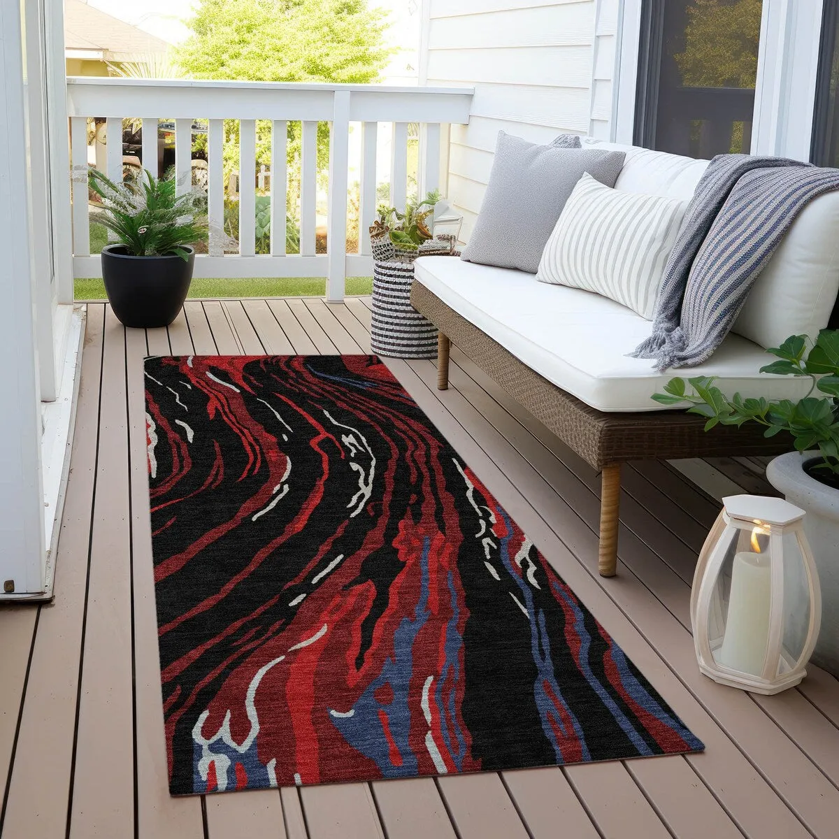 Machine Washable Indoor/ Outdoor Modern Wave Chantille Rug