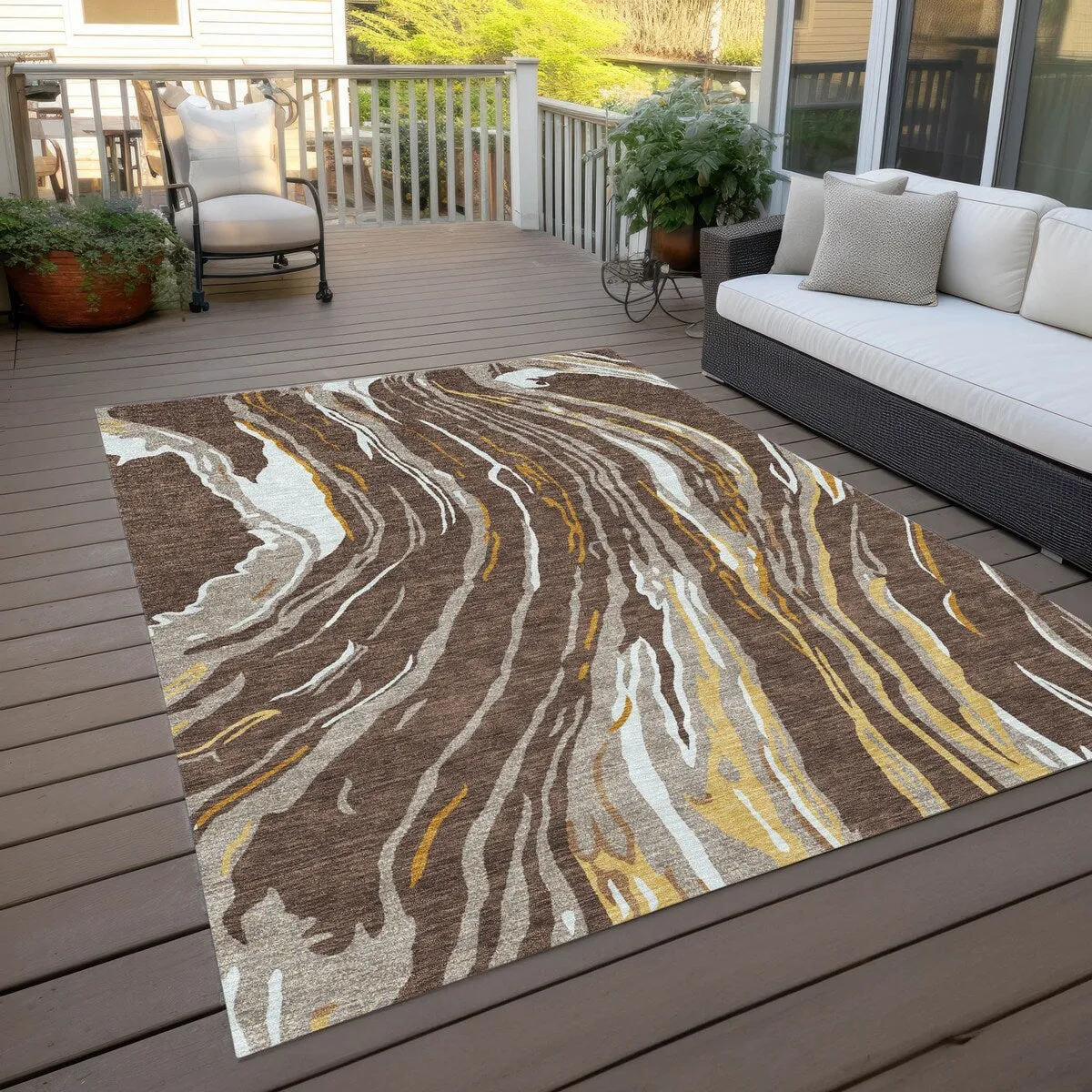 Machine Washable Indoor/ Outdoor Modern Wave Chantille Rug