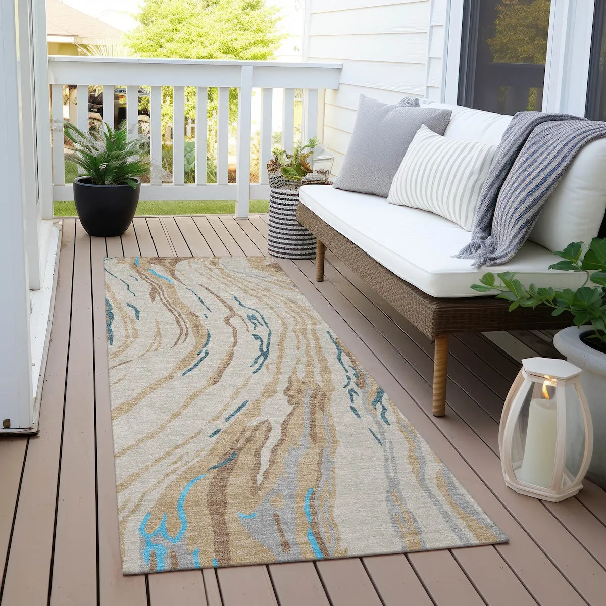 Machine Washable Indoor/ Outdoor Modern Wave Chantille Rug