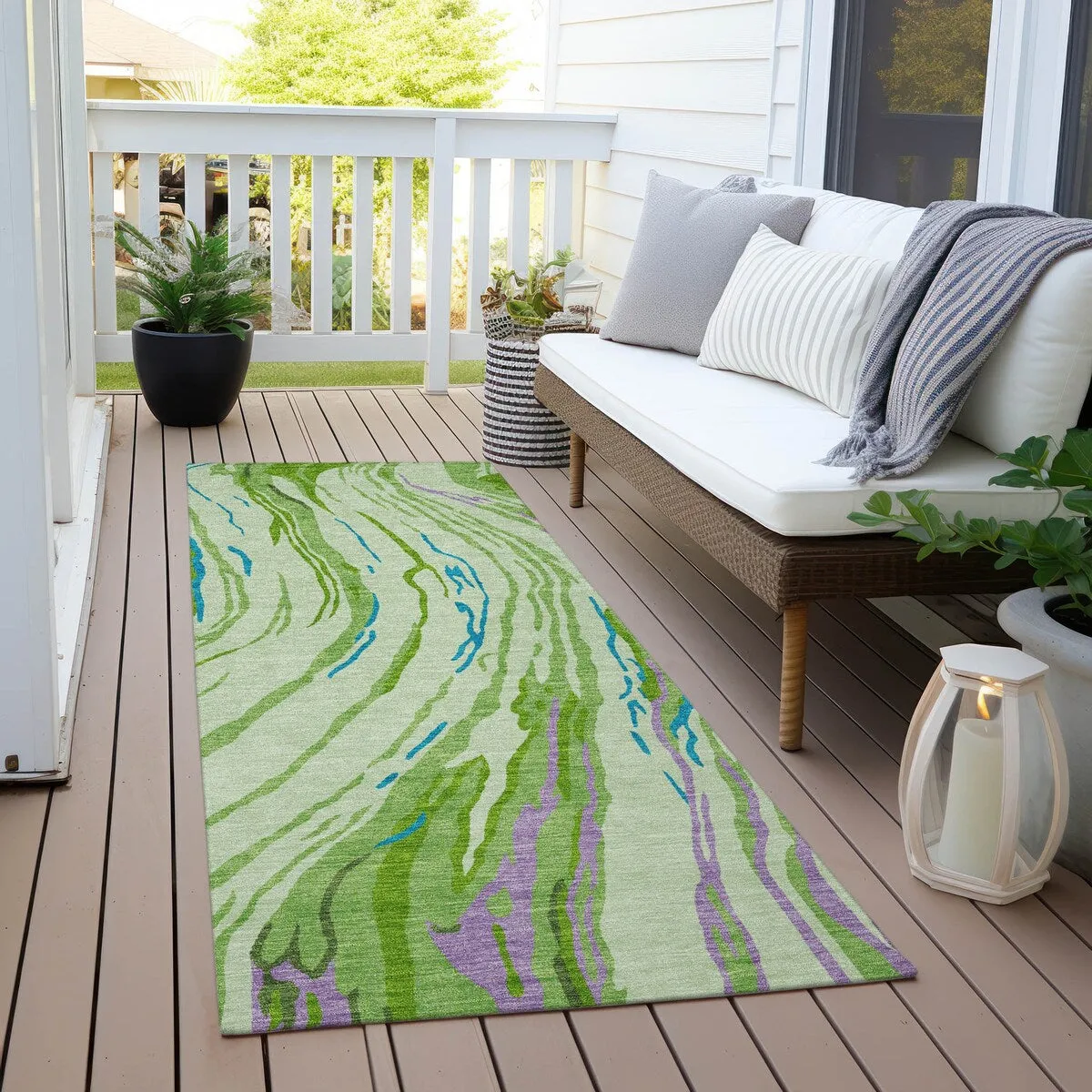 Machine Washable Indoor/ Outdoor Modern Wave Chantille Rug