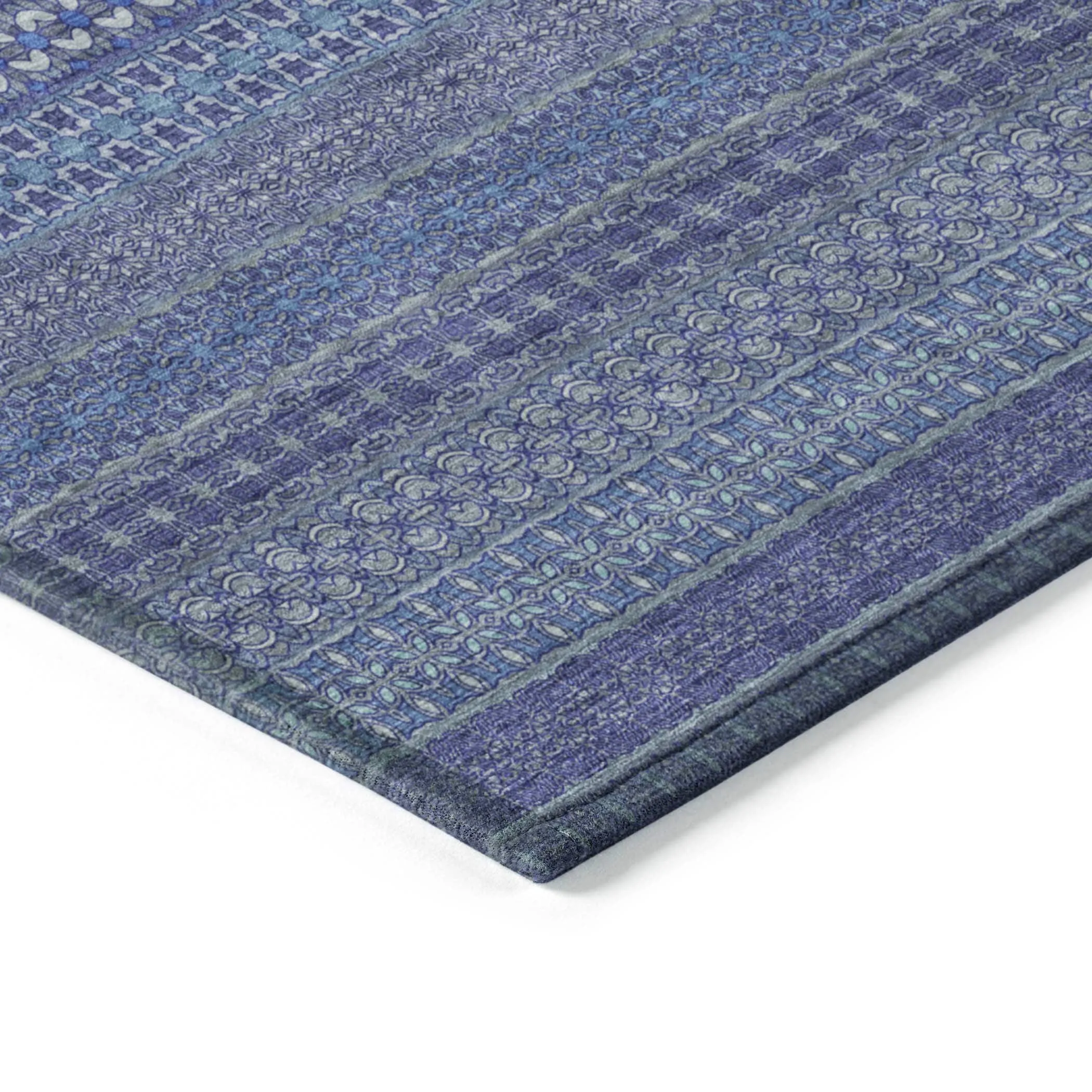 Machine Washable Indoor/ Outdoor Moroccan Stripes Chantille Rug