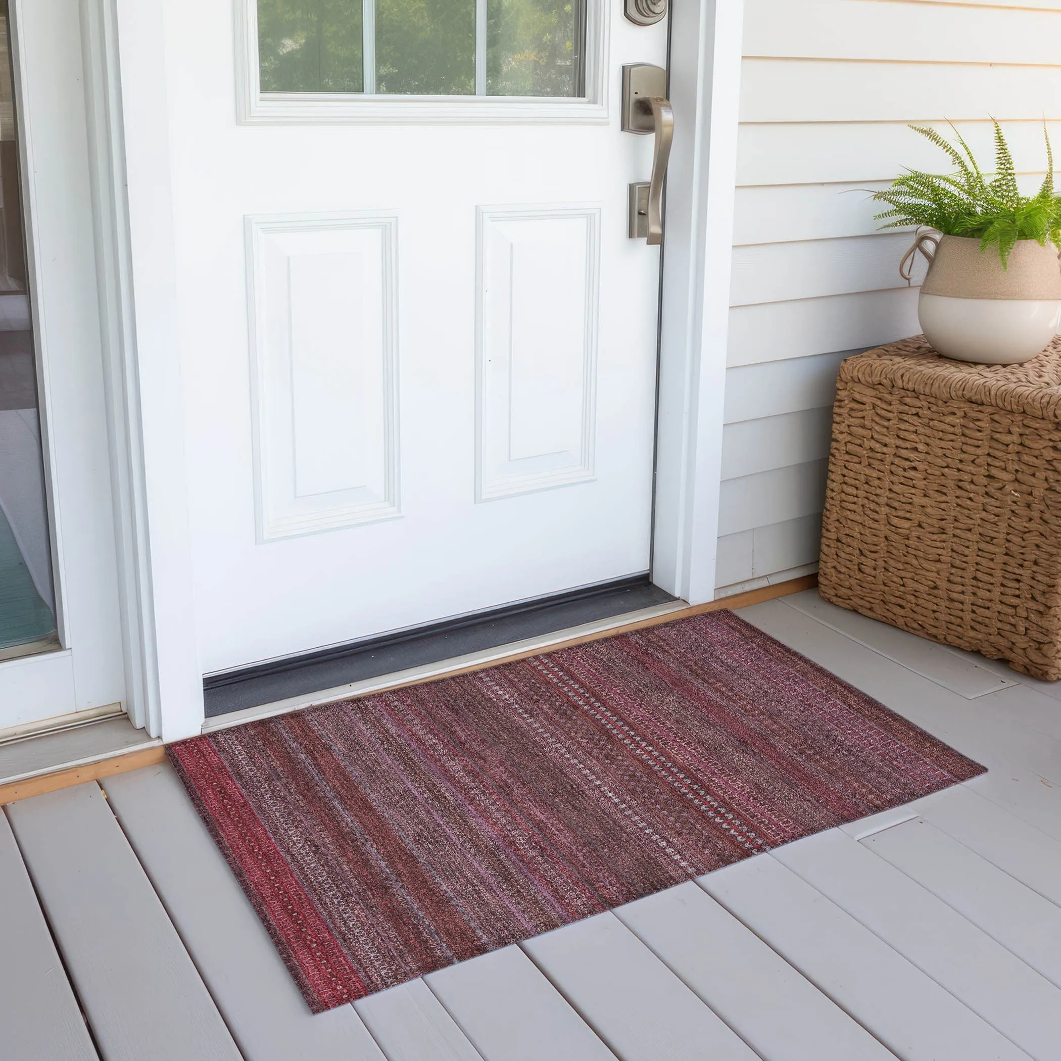 Machine Washable Indoor/ Outdoor Moroccan Stripes Chantille Rug