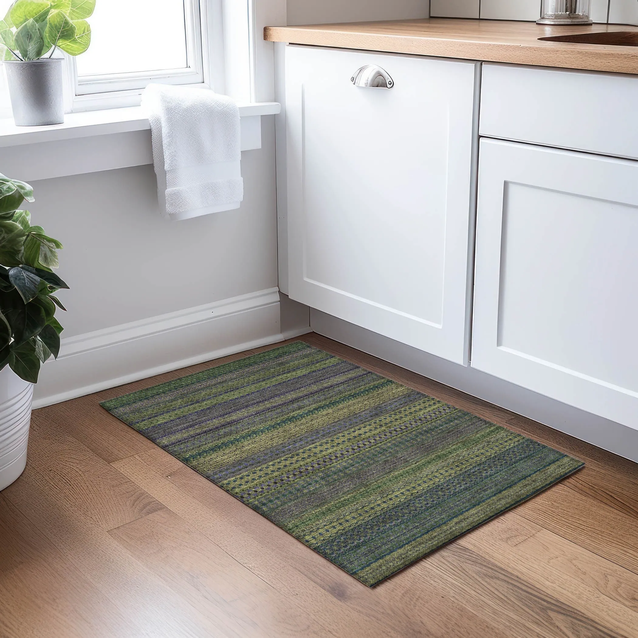 Machine Washable Indoor/ Outdoor Moroccan Stripes Chantille Rug