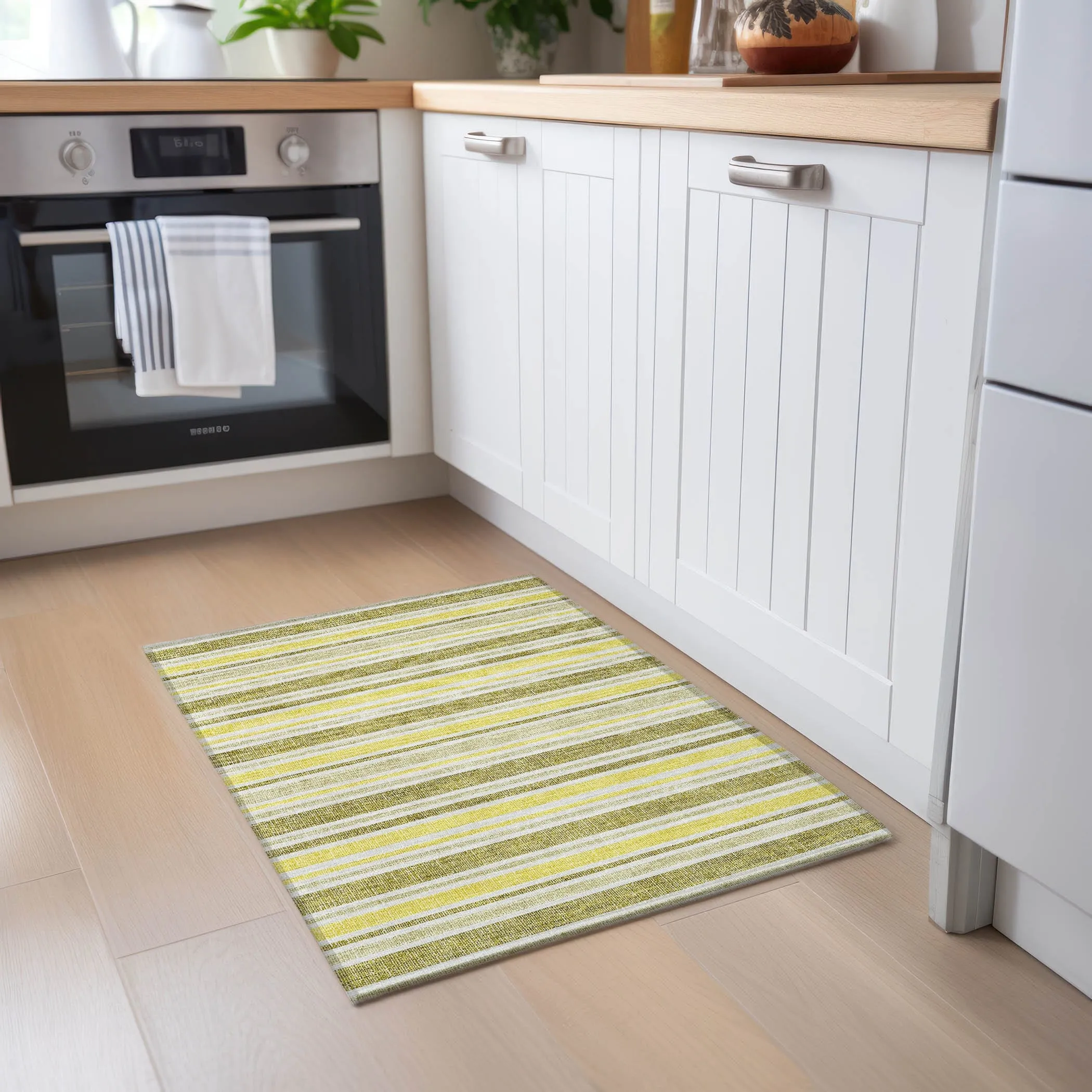 Machine Washable Indoor/ Outdoor Multi Cabana Stripe Chantille Rug