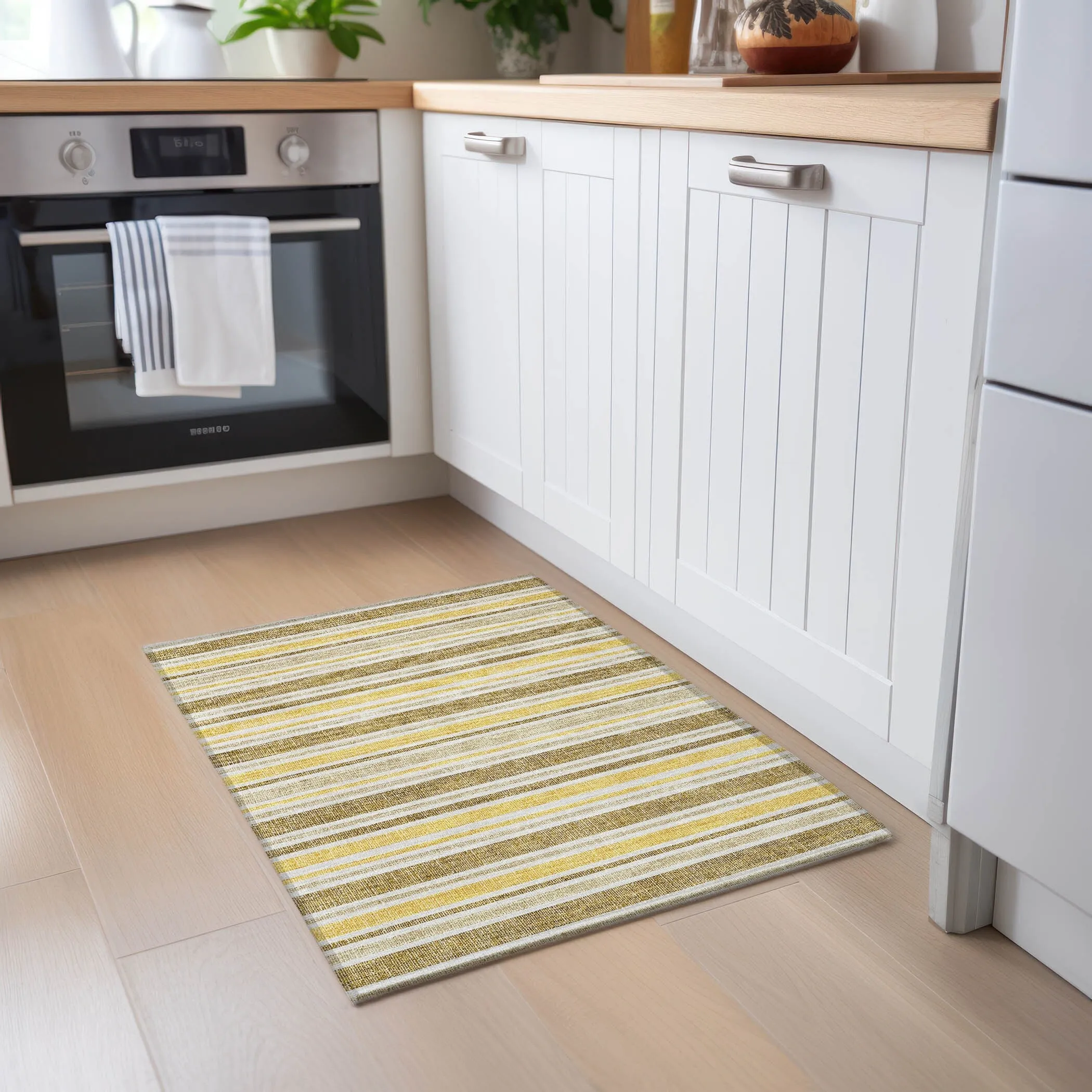Machine Washable Indoor/ Outdoor Multi Cabana Stripe Chantille Rug