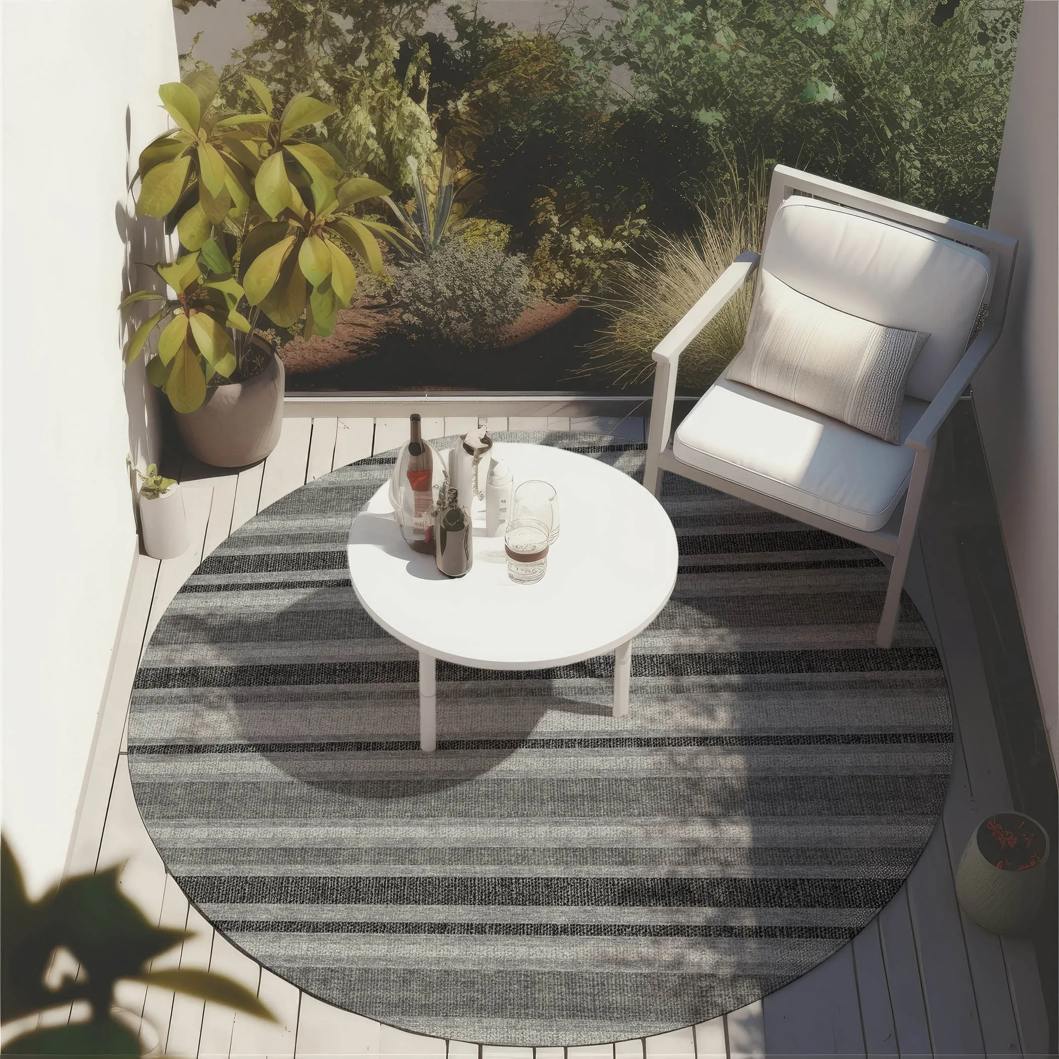 Machine Washable Indoor/ Outdoor Multi Cabana Stripe Chantille Rug