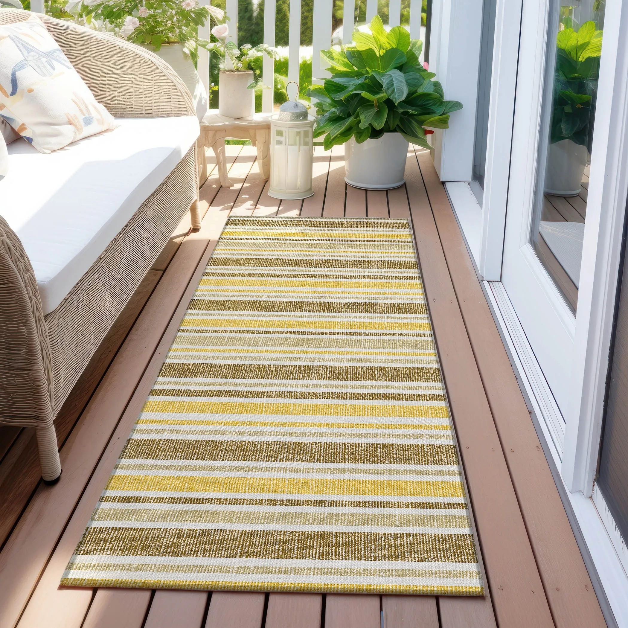 Machine Washable Indoor/ Outdoor Multi Cabana Stripe Chantille Rug
