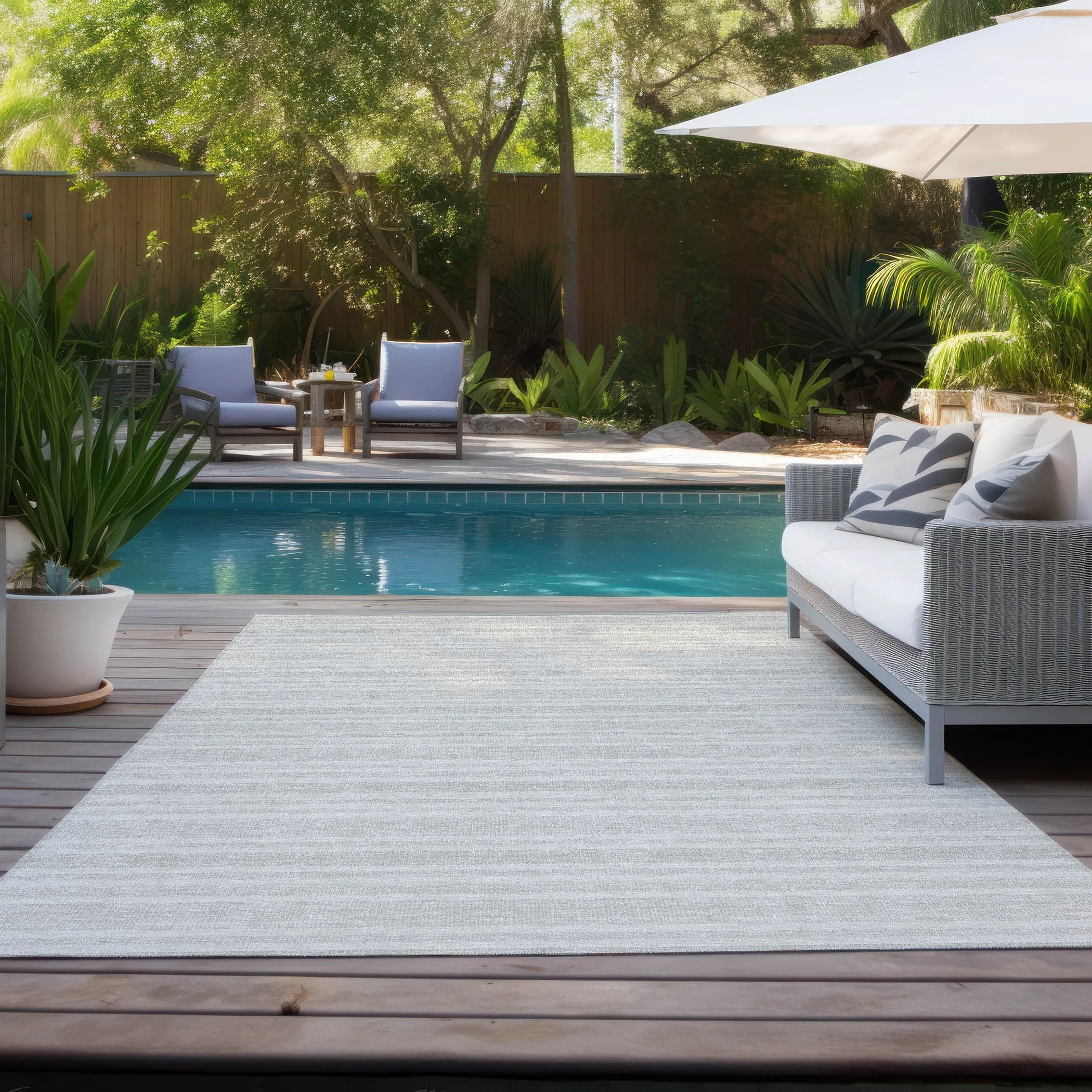 Machine Washable Indoor/ Outdoor Multi Cabana Stripe Chantille Rug