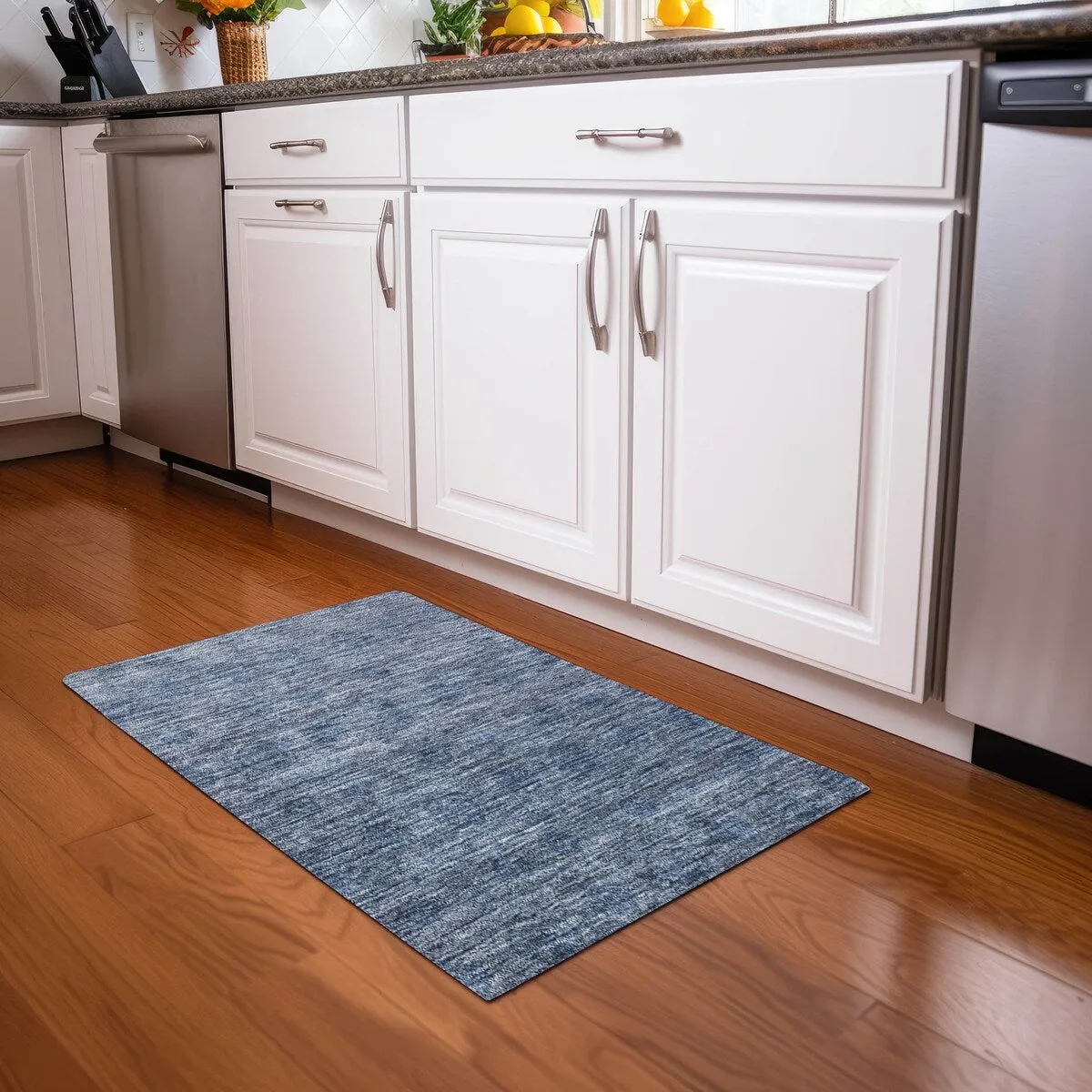 Machine Washable Indoor/ Outdoor Ombre Damask Chantille Rug
