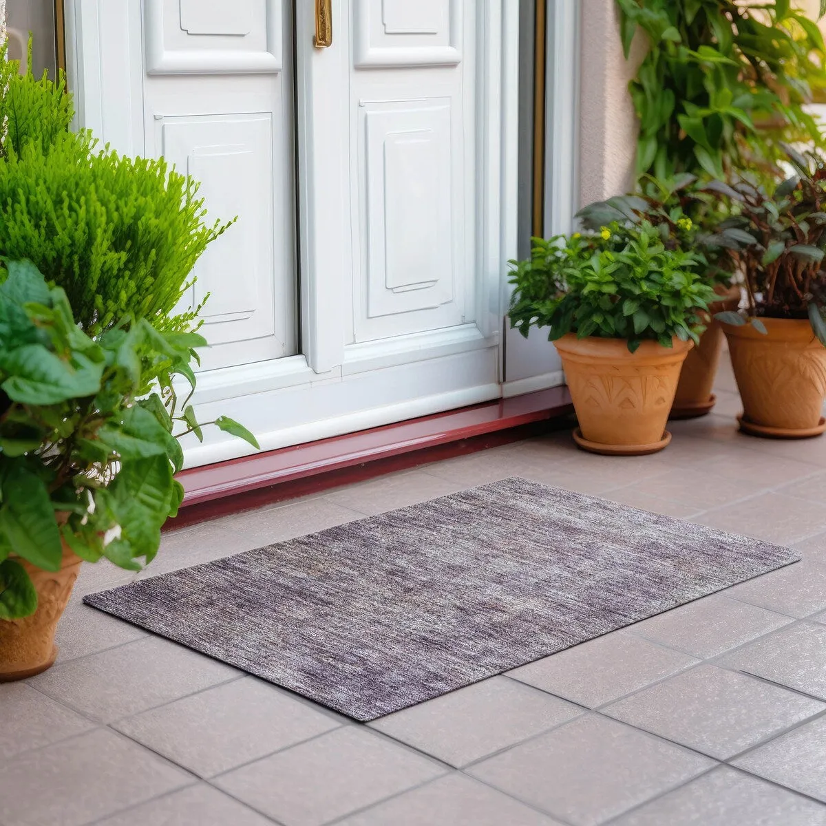 Machine Washable Indoor/ Outdoor Ombre Paisley Chantille Rug