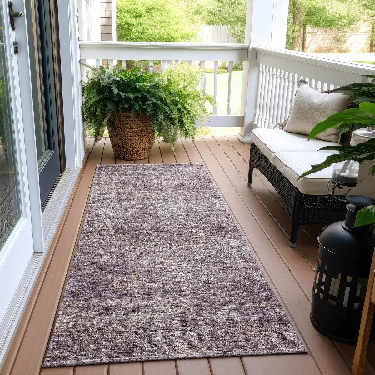 Machine Washable Indoor/ Outdoor Ombre Paisley Chantille Rug