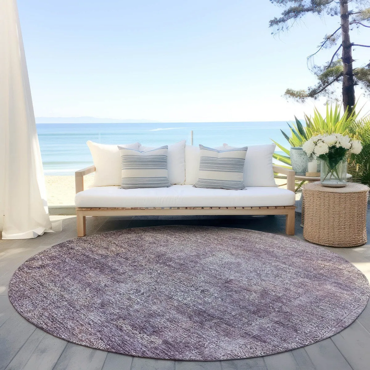 Machine Washable Indoor/ Outdoor Ombre Paisley Chantille Rug