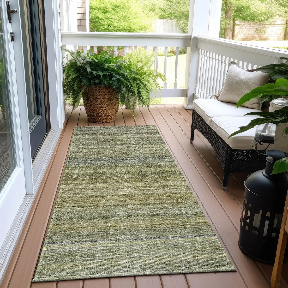 Machine Washable Indoor/ Outdoor Ombre Solid Chantille Rug