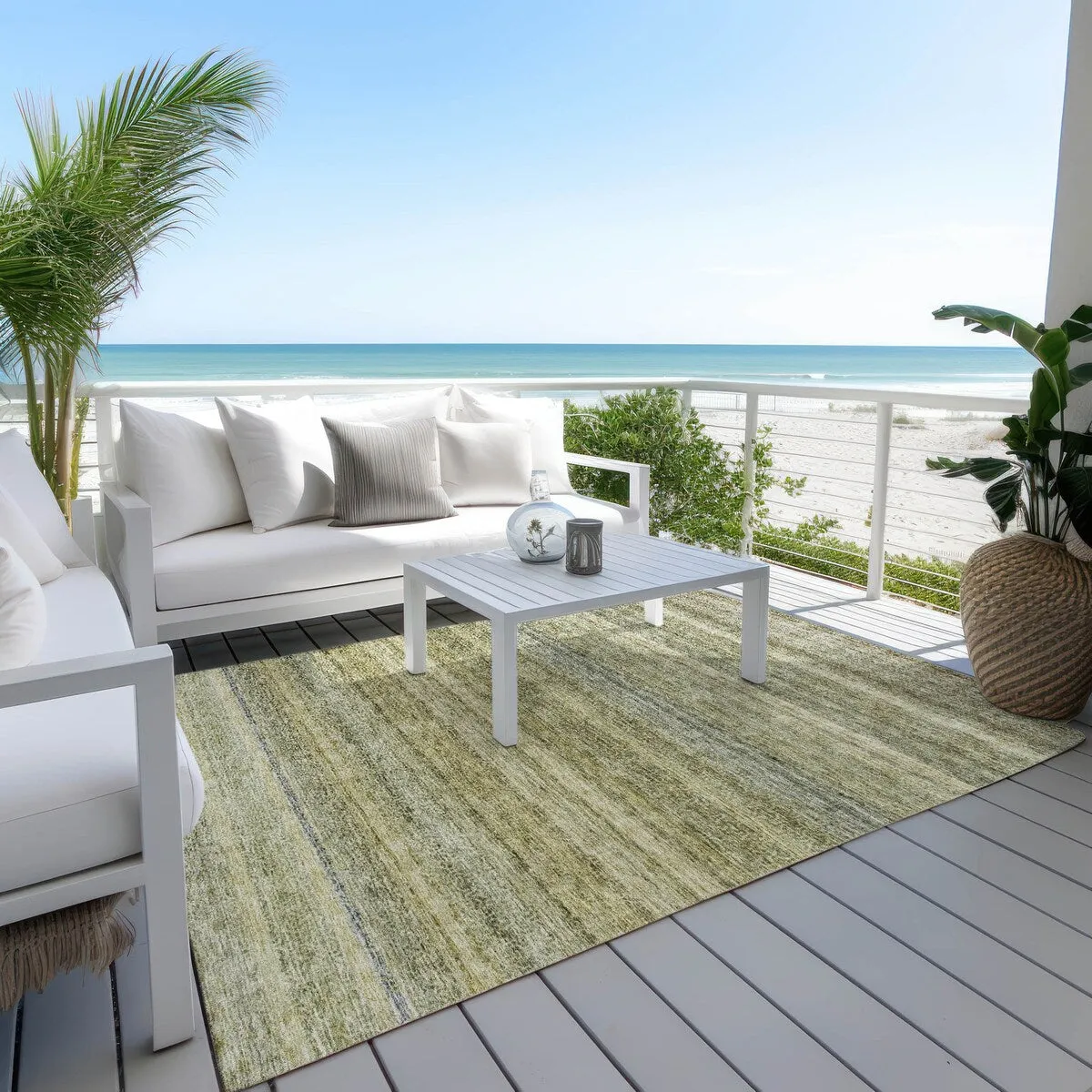 Machine Washable Indoor/ Outdoor Ombre Solid Chantille Rug