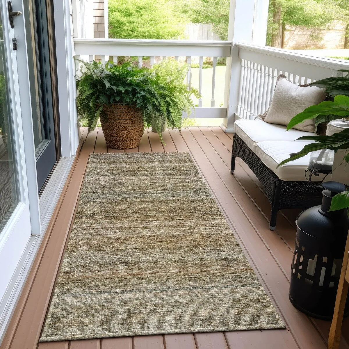 Machine Washable Indoor/ Outdoor Ombre Solid Chantille Rug