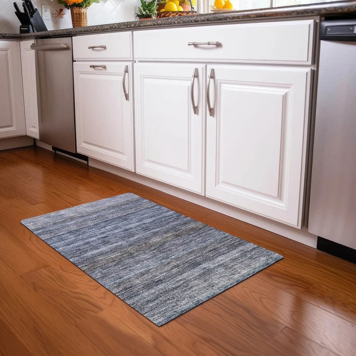 Machine Washable Indoor/ Outdoor Ombre Solid Chantille Rug