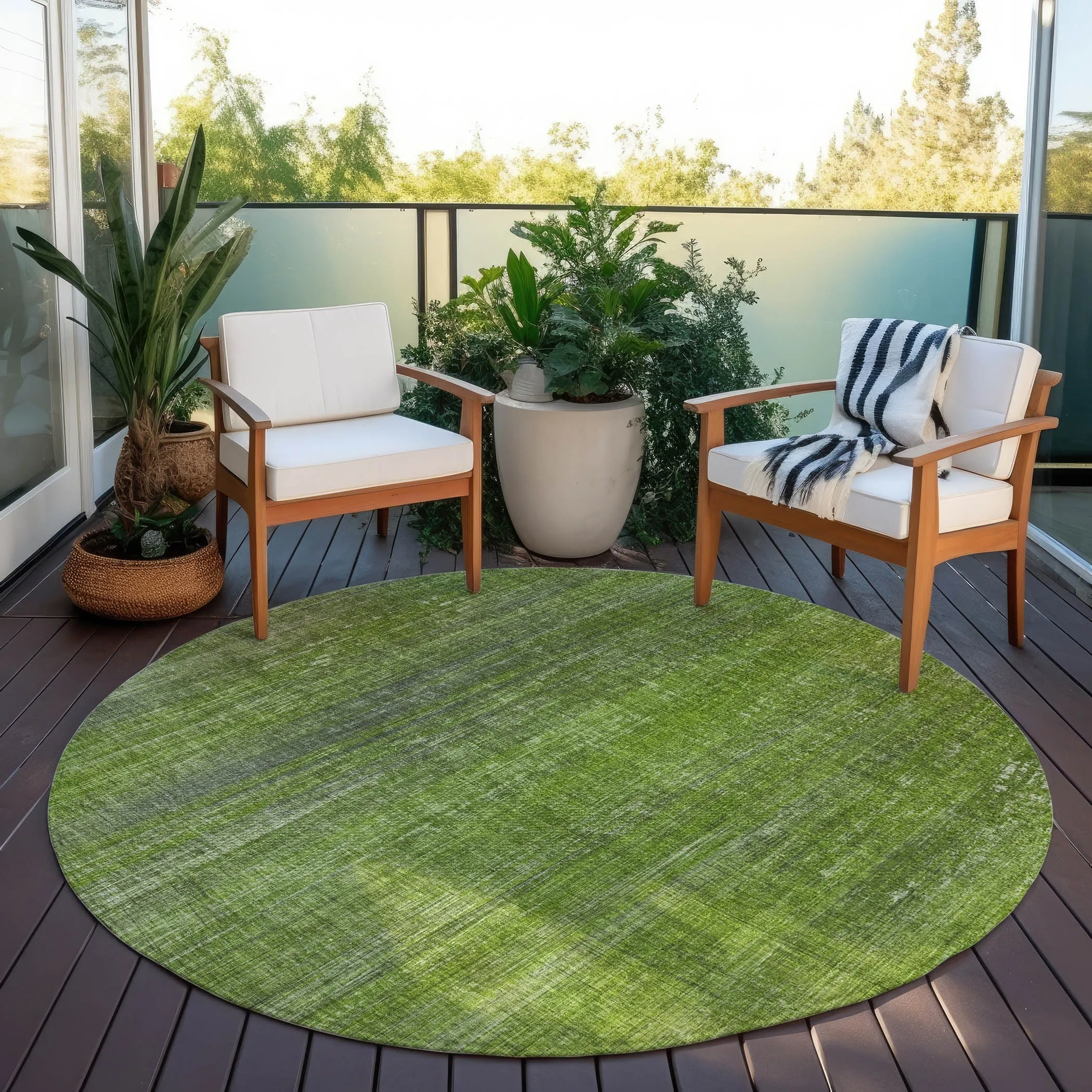 Machine Washable Indoor/ Outdoor Ombre Solid Chantille Rug