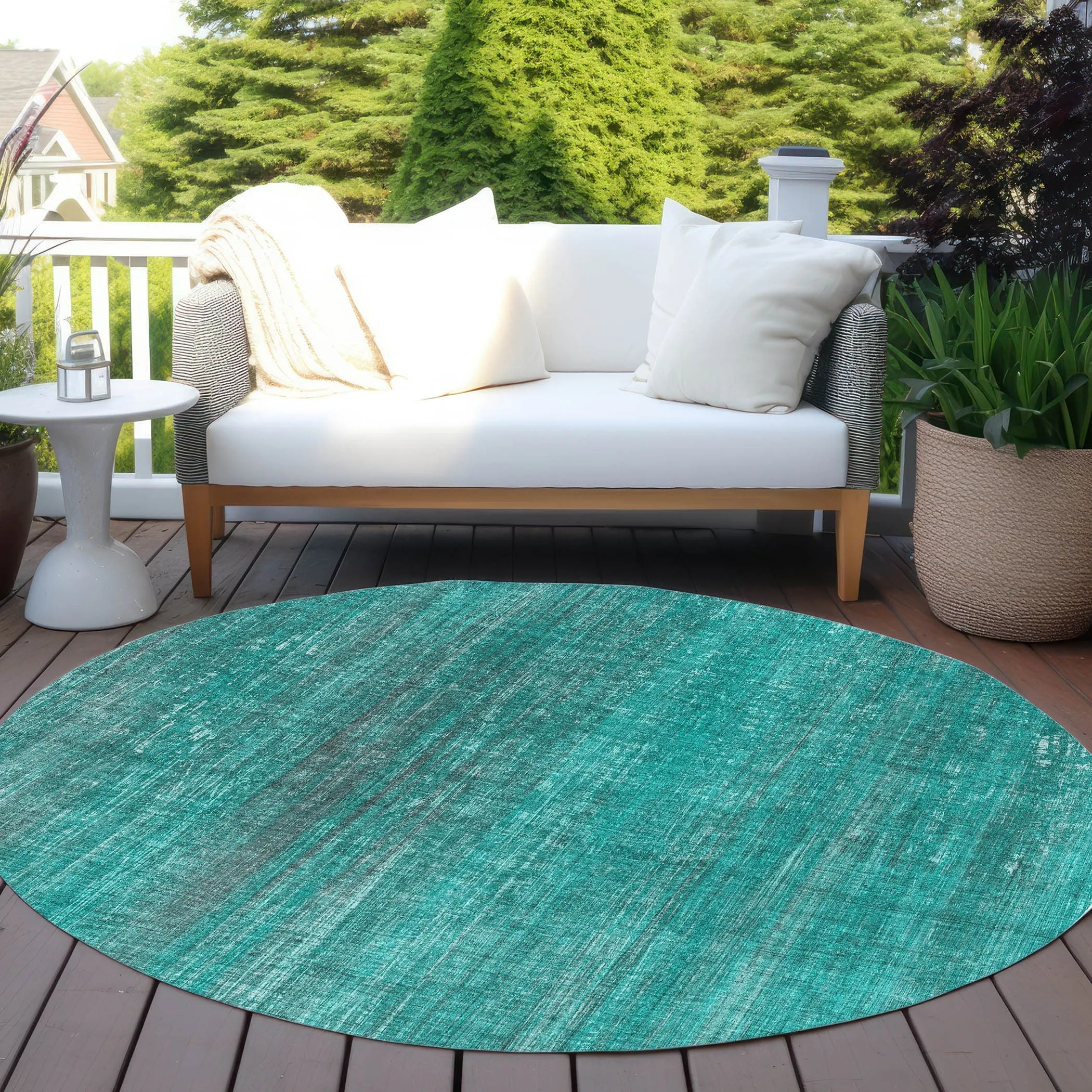 Machine Washable Indoor/ Outdoor Ombre Solid Chantille Rug