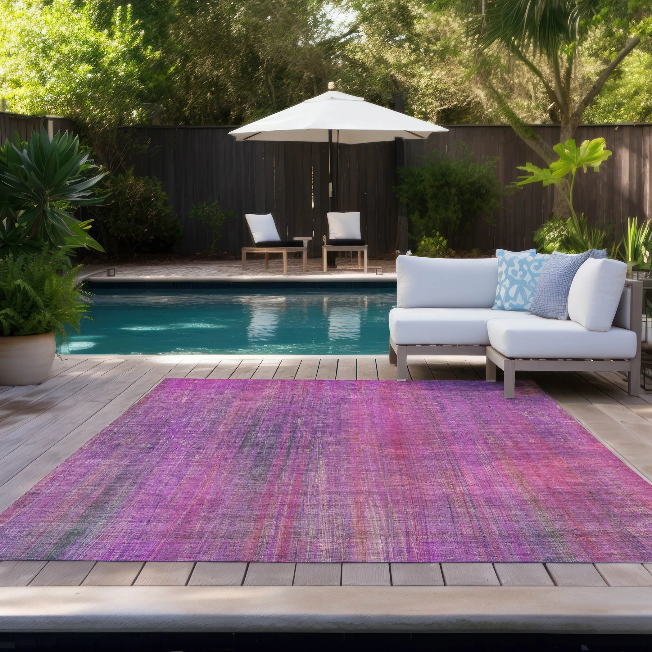 Machine Washable Indoor/ Outdoor Ombre Solid Chantille Rug