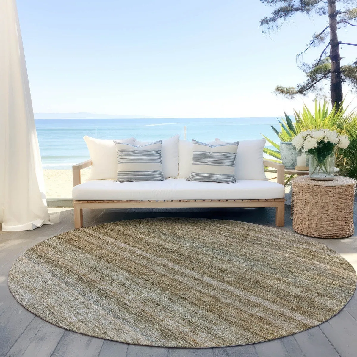 Machine Washable Indoor/ Outdoor Ombre Solid Chantille Rug