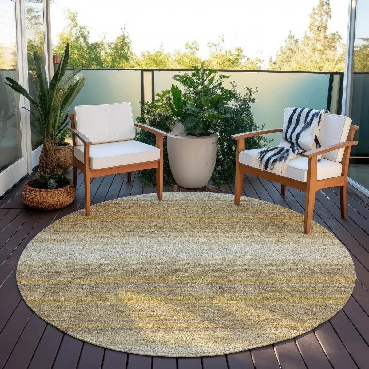 Machine Washable Indoor/ Outdoor Ombre Stripe Chantille Rug