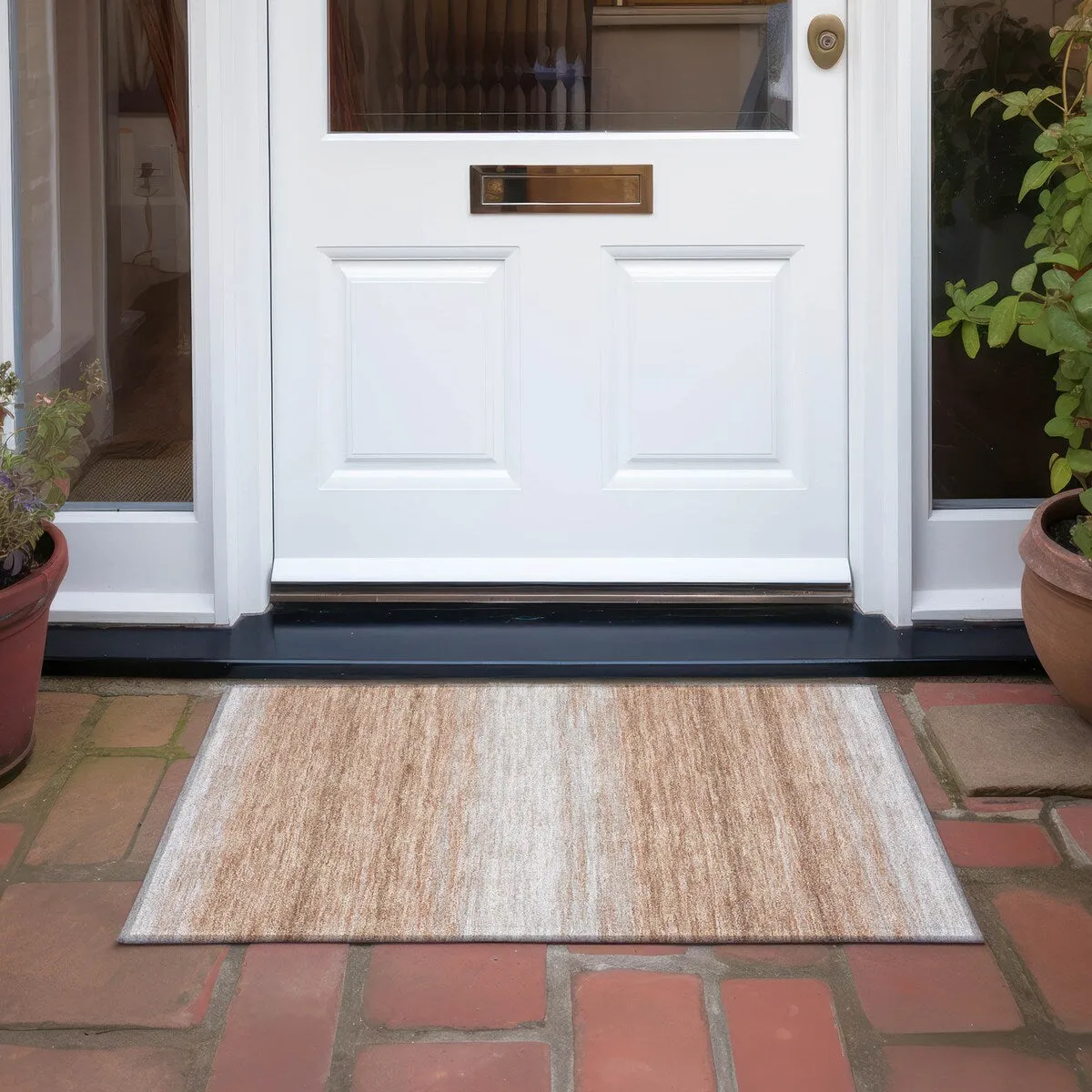 Machine Washable Indoor/ Outdoor Ombre Stripe Chantille Rug