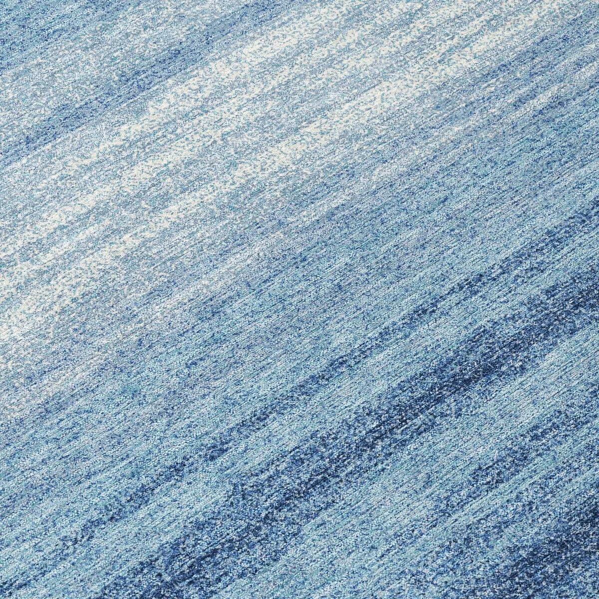 Machine Washable Indoor/ Outdoor Ombre Stripe Chantille Rug
