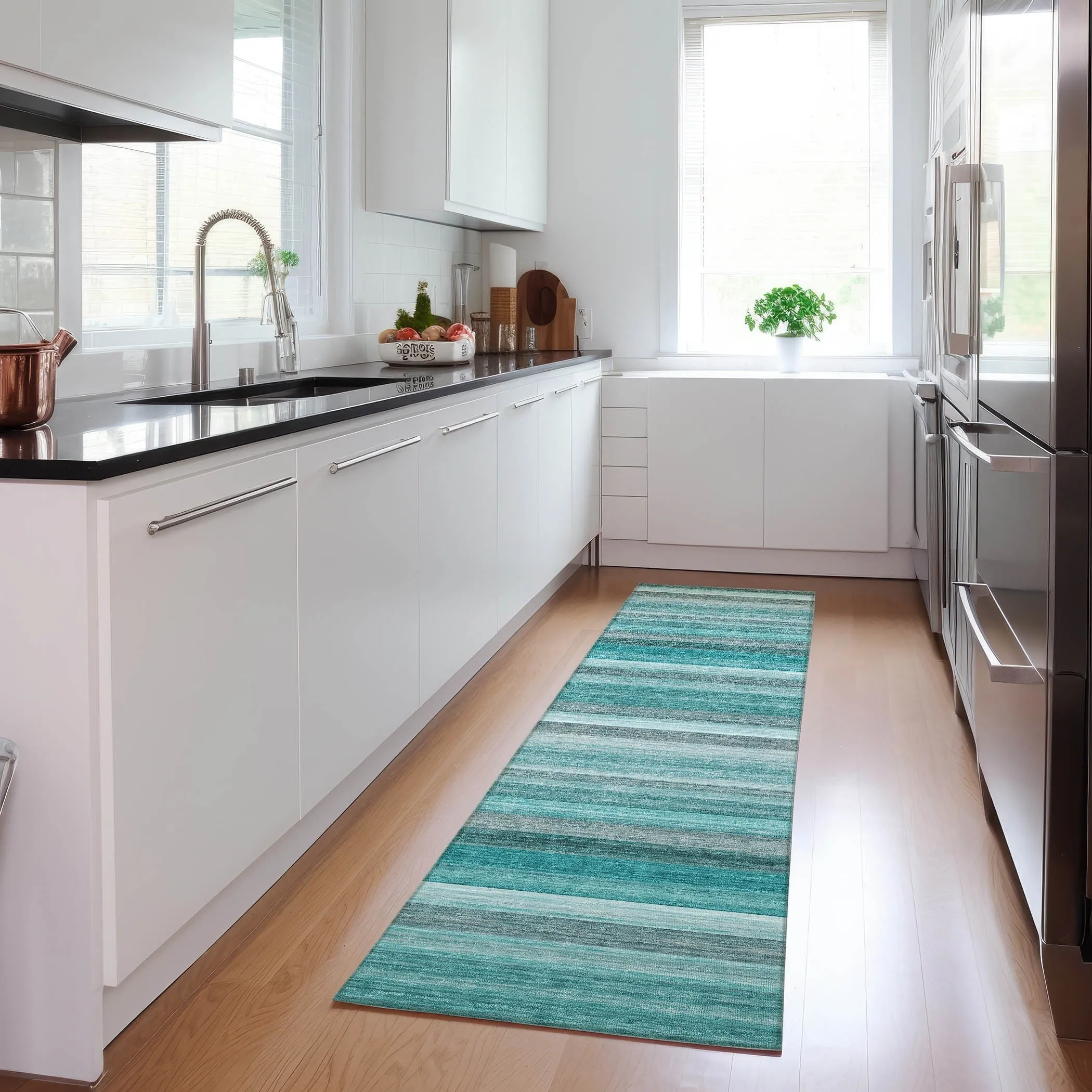 Machine Washable Indoor/ Outdoor Ombre Stripes Chantille Rug