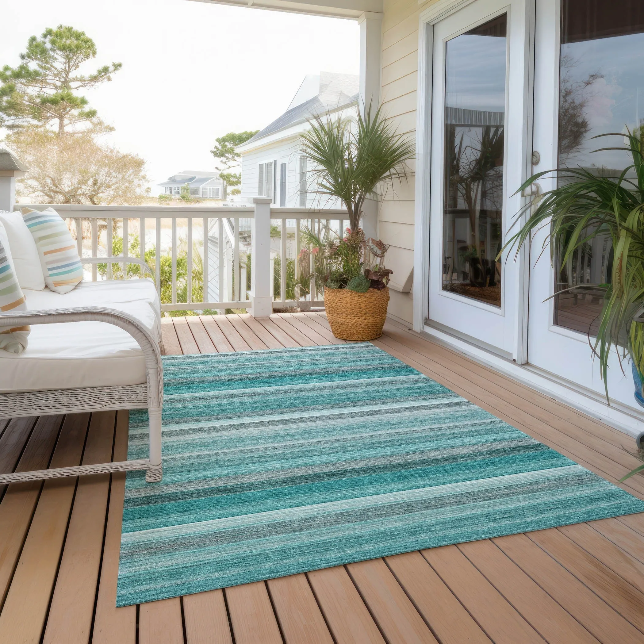 Machine Washable Indoor/ Outdoor Ombre Stripes Chantille Rug