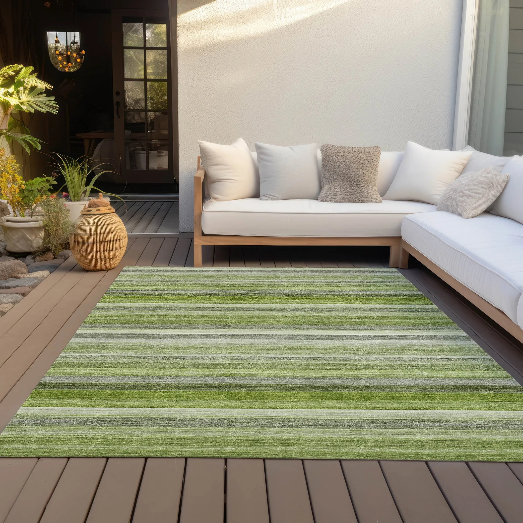 Machine Washable Indoor/ Outdoor Ombre Stripes Chantille Rug
