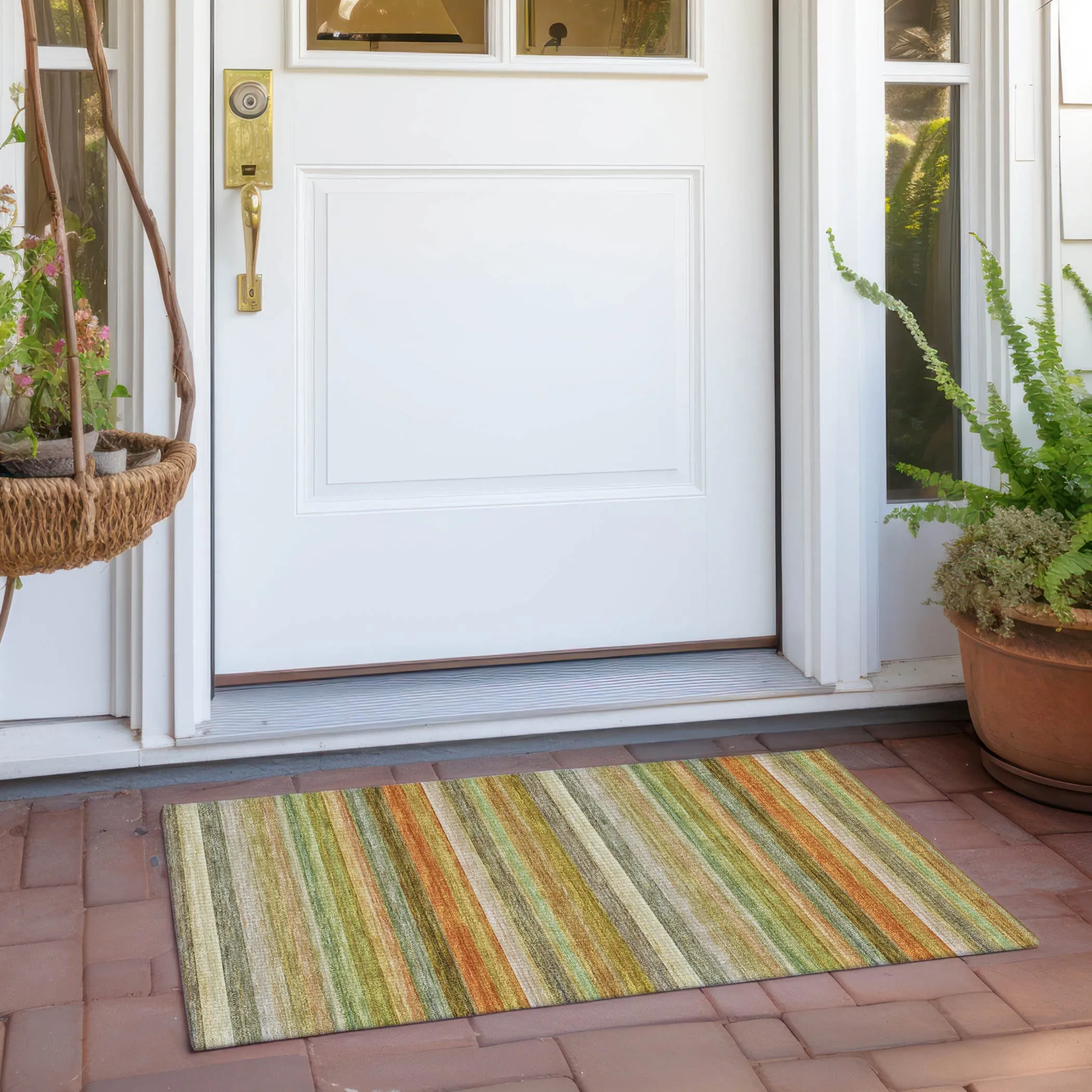 Machine Washable Indoor/ Outdoor Ombre Stripes Chantille Rug