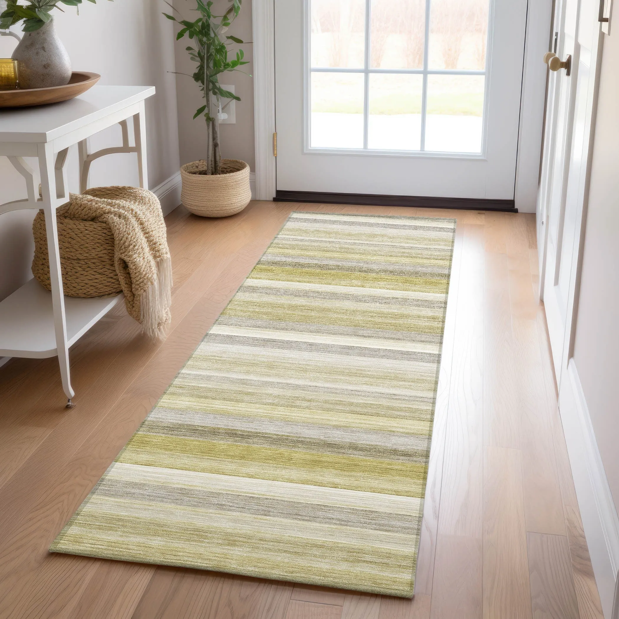Machine Washable Indoor/ Outdoor Ombre Stripes Chantille Rug