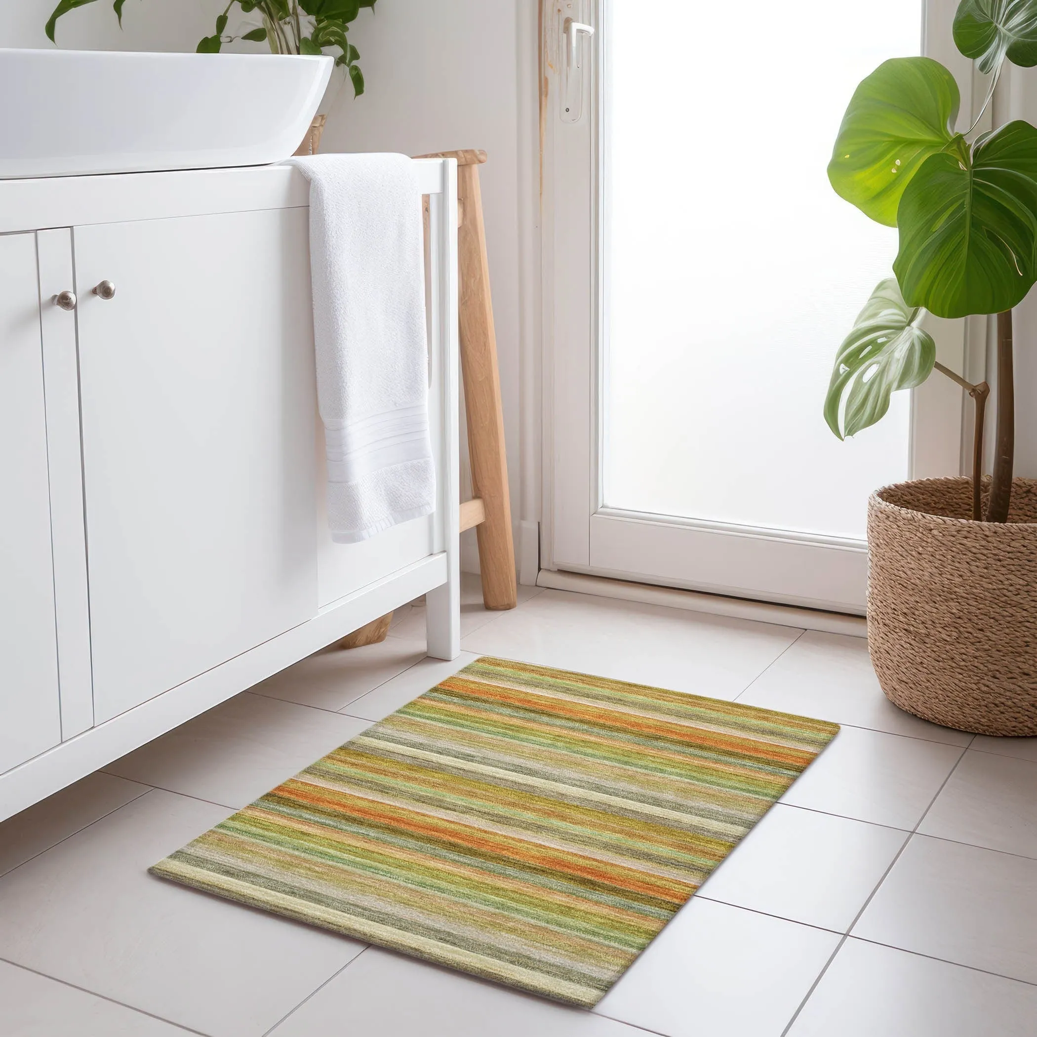Machine Washable Indoor/ Outdoor Ombre Stripes Chantille Rug