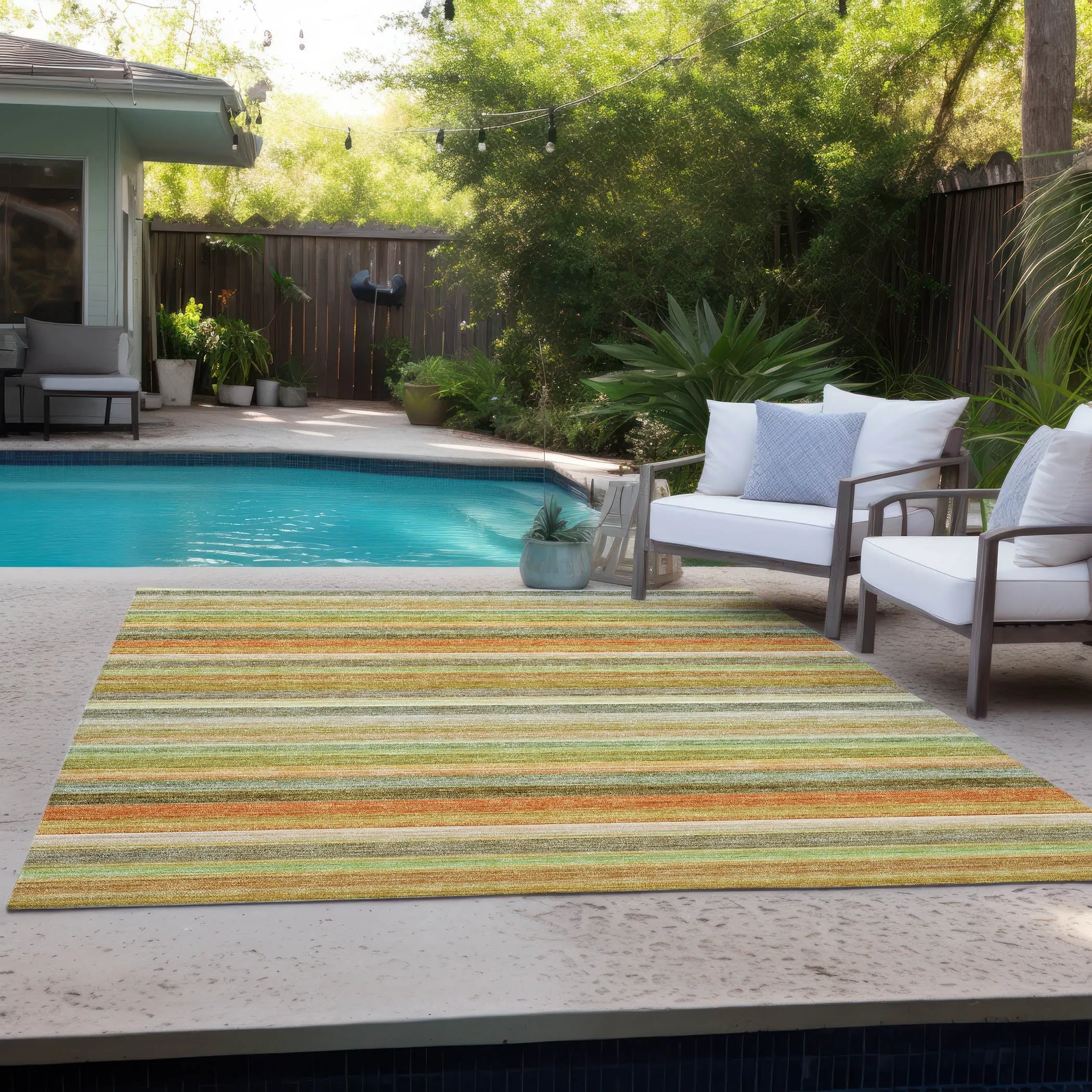 Machine Washable Indoor/ Outdoor Ombre Stripes Chantille Rug