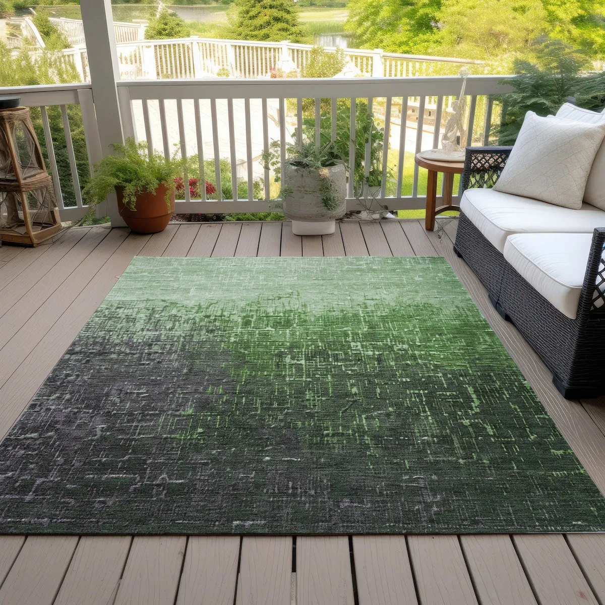 Machine Washable Indoor/ Outdoor Ombre Texture Chantille Rug