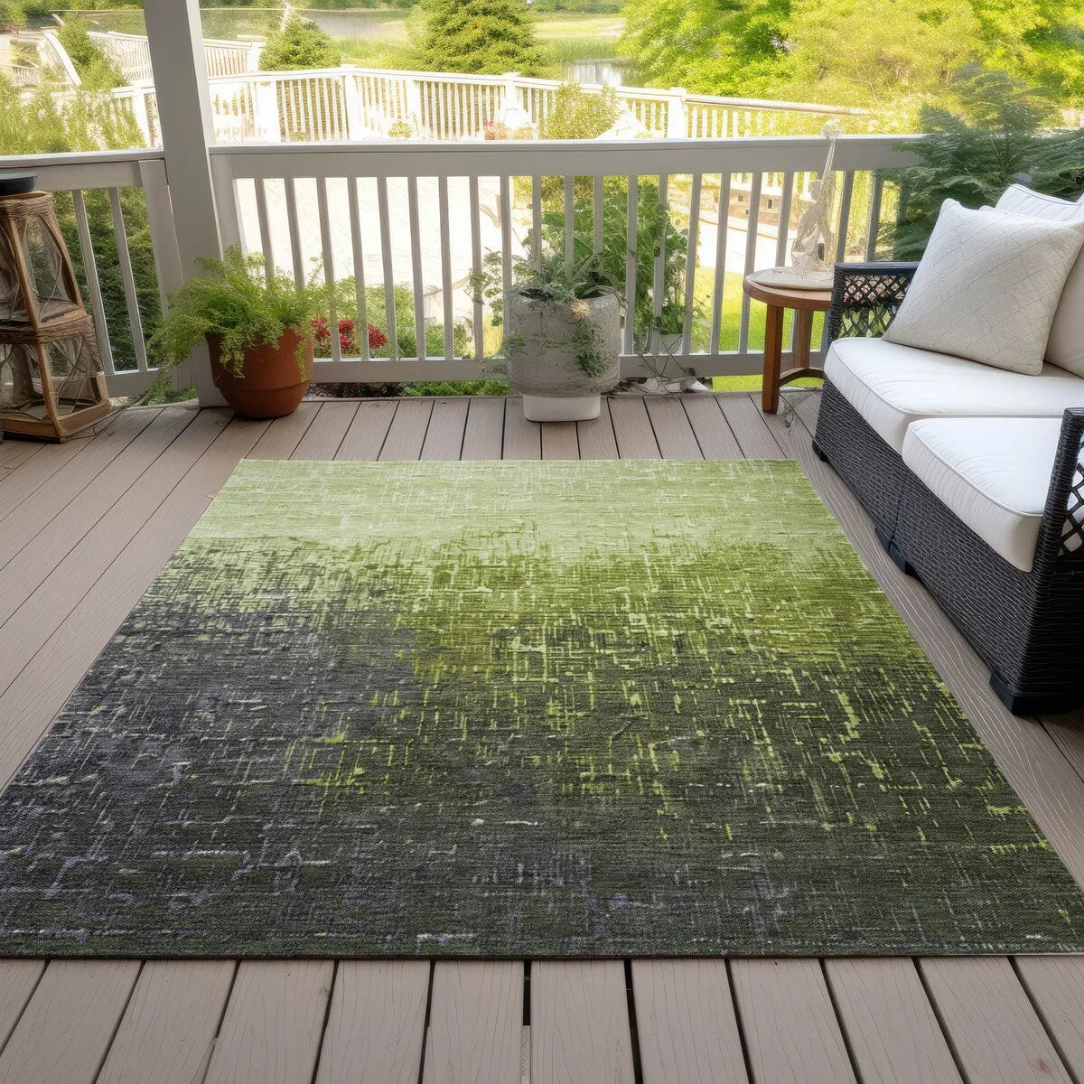 Machine Washable Indoor/ Outdoor Ombre Texture Chantille Rug