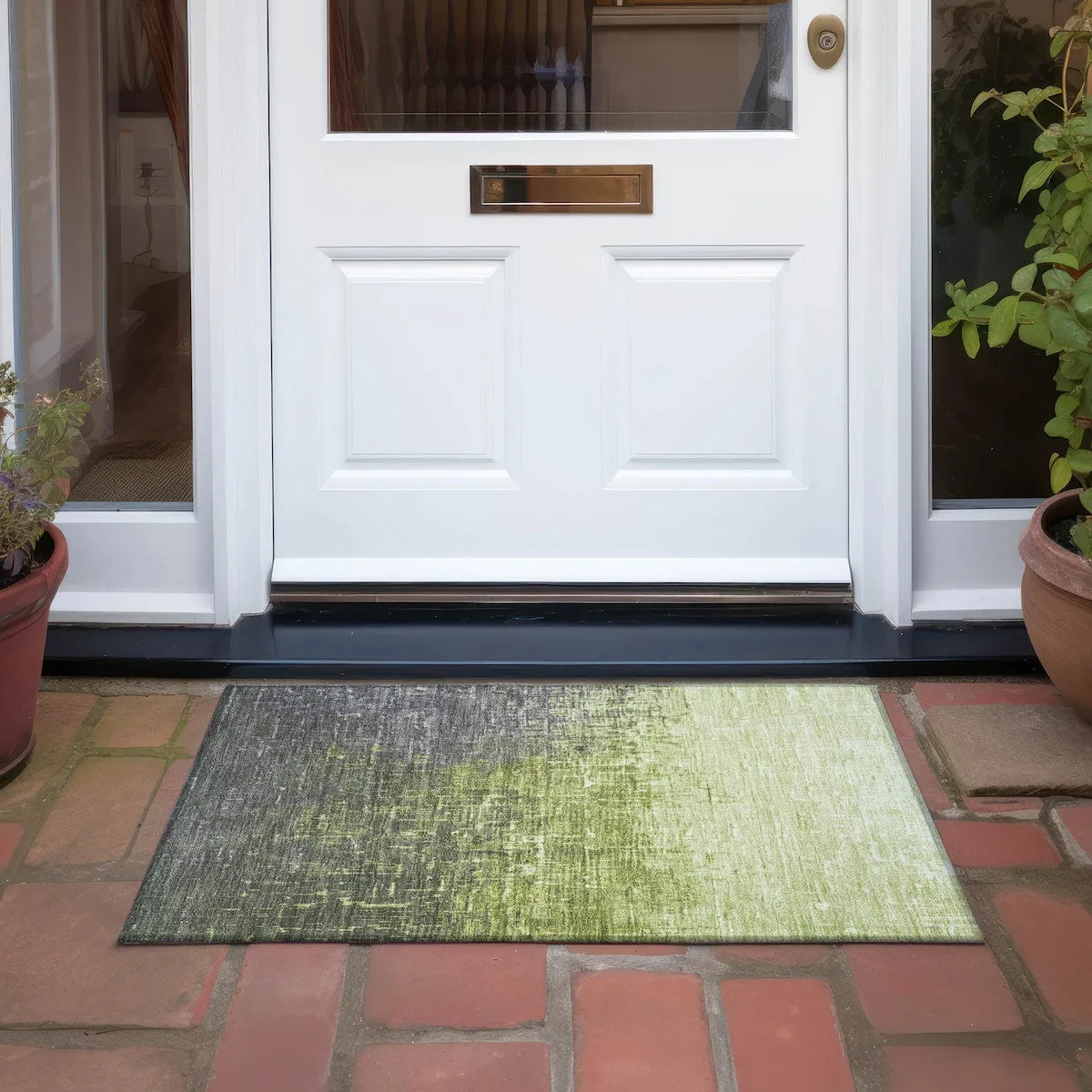 Machine Washable Indoor/ Outdoor Ombre Texture Chantille Rug