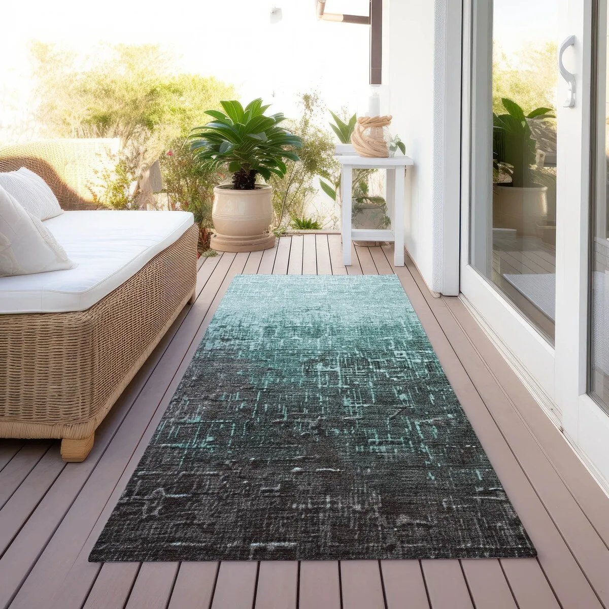 Machine Washable Indoor/ Outdoor Ombre Texture Chantille Rug