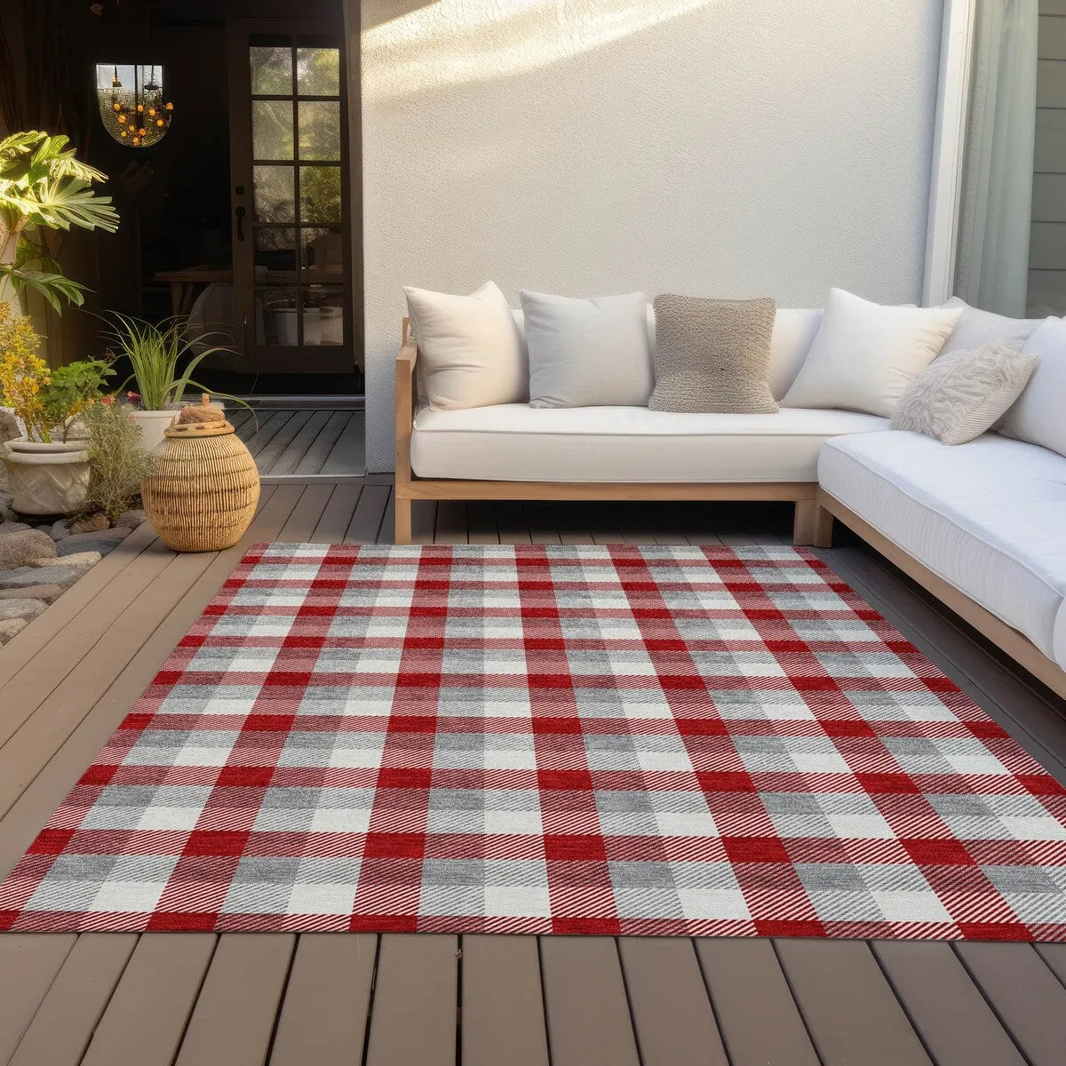Machine Washable Indoor/ Outdoor Plaid Chantille Rug