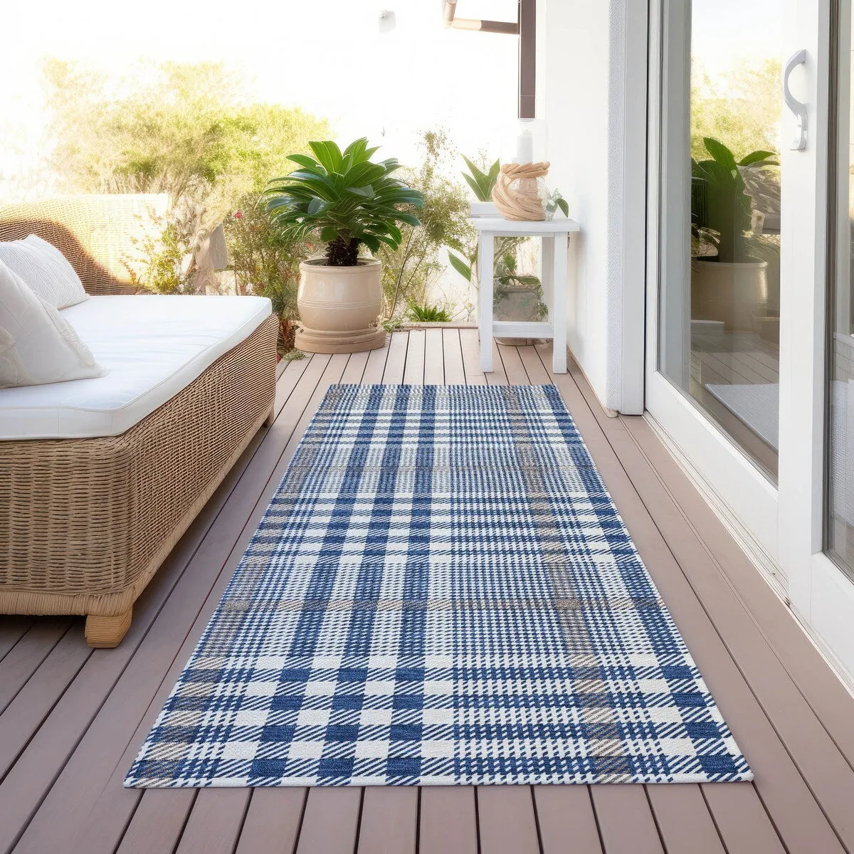 Machine Washable Indoor/ Outdoor Plaid Chantille Rug