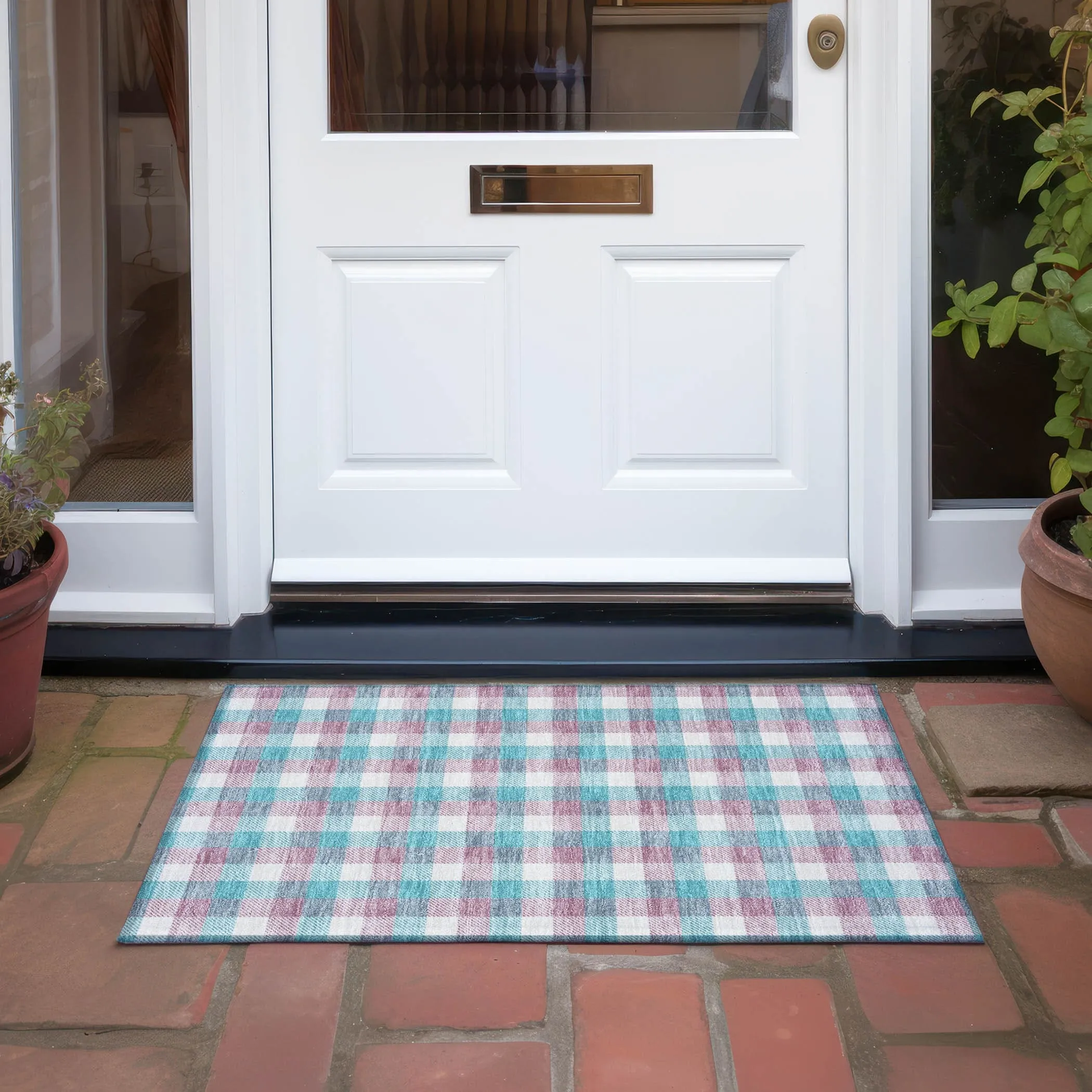 Machine Washable Indoor/ Outdoor Plaid Chantille Rug