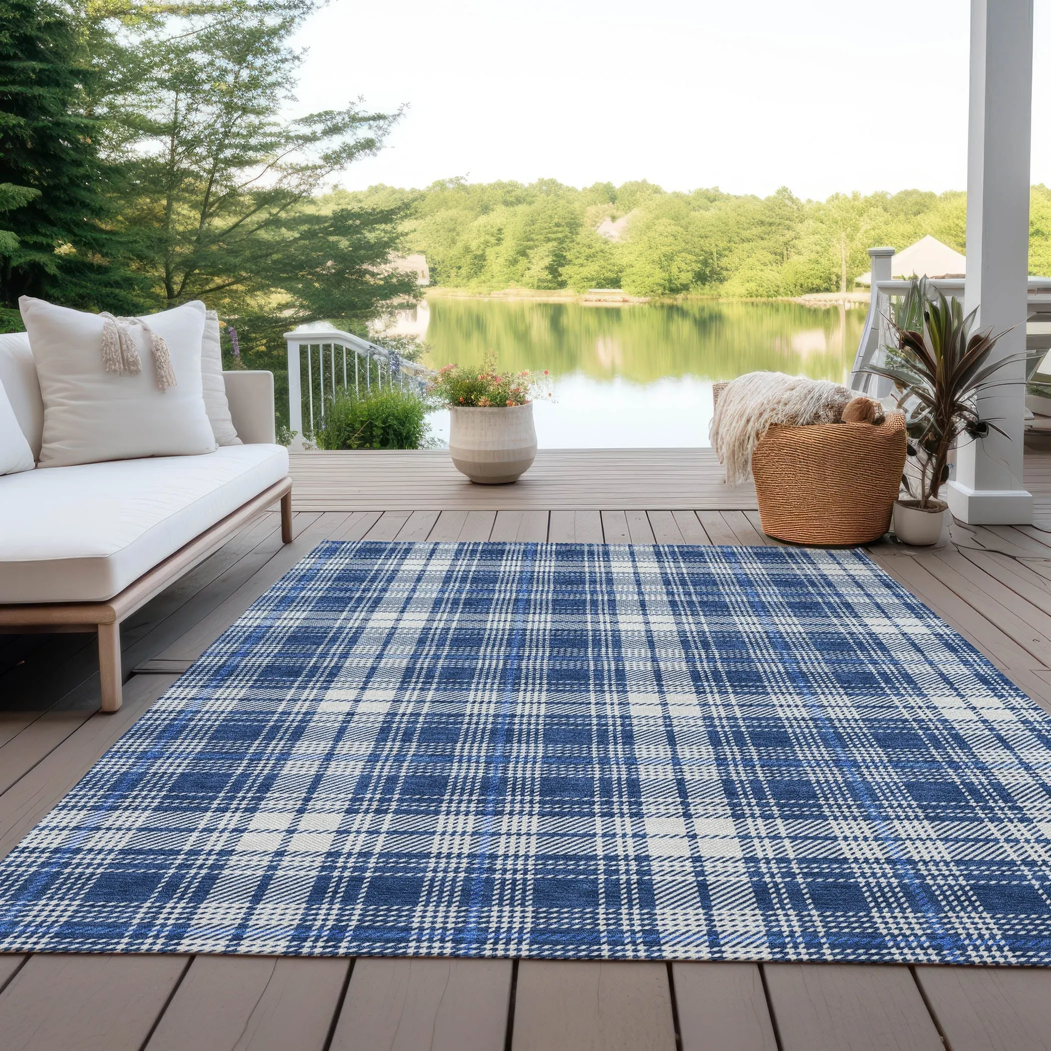 Machine Washable Indoor/ Outdoor Plaid Chantille Rug