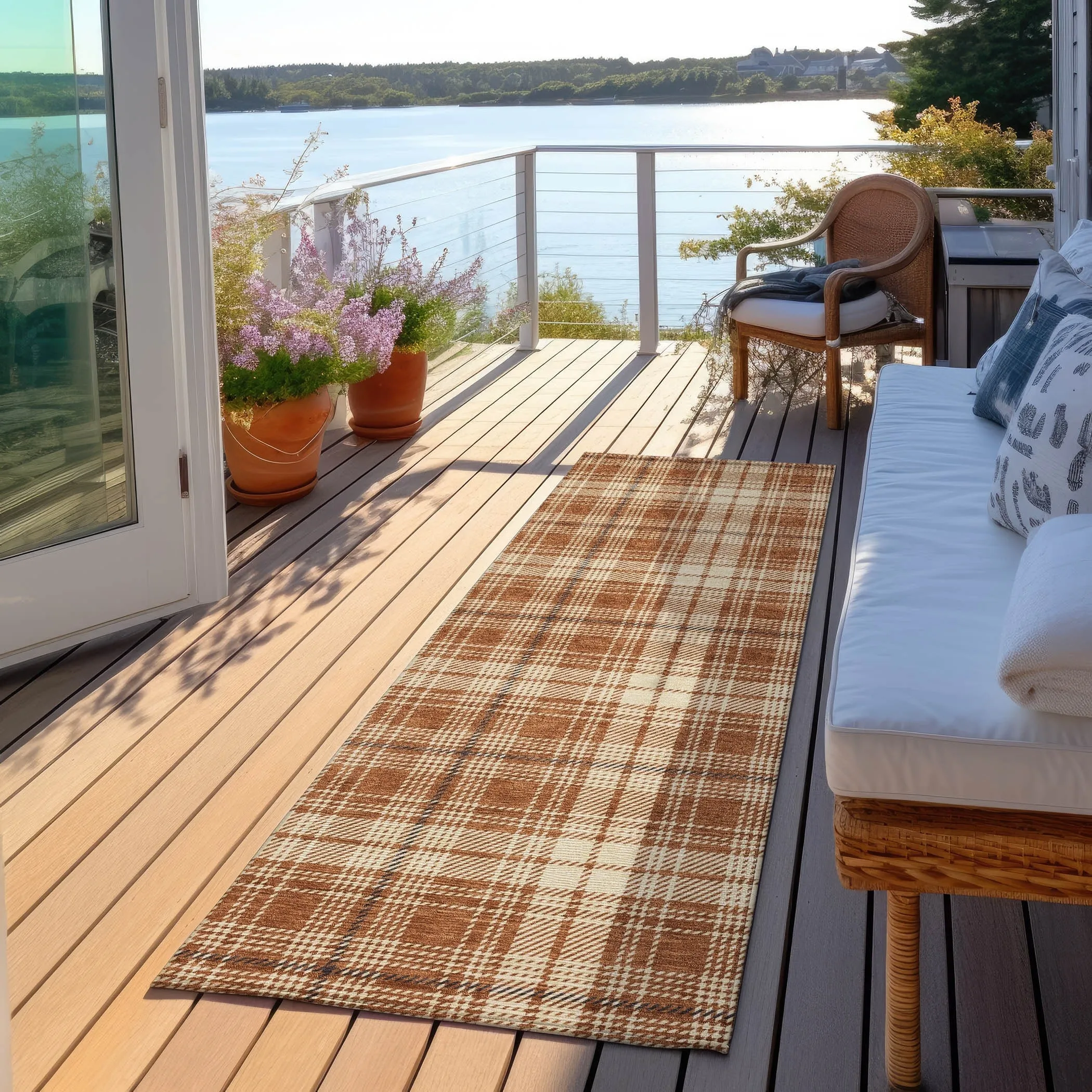 Machine Washable Indoor/ Outdoor Plaid Chantille Rug
