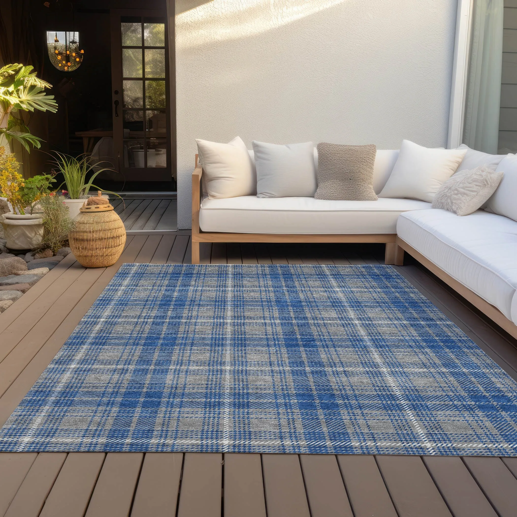 Machine Washable Indoor/ Outdoor Plaid Chantille Rug