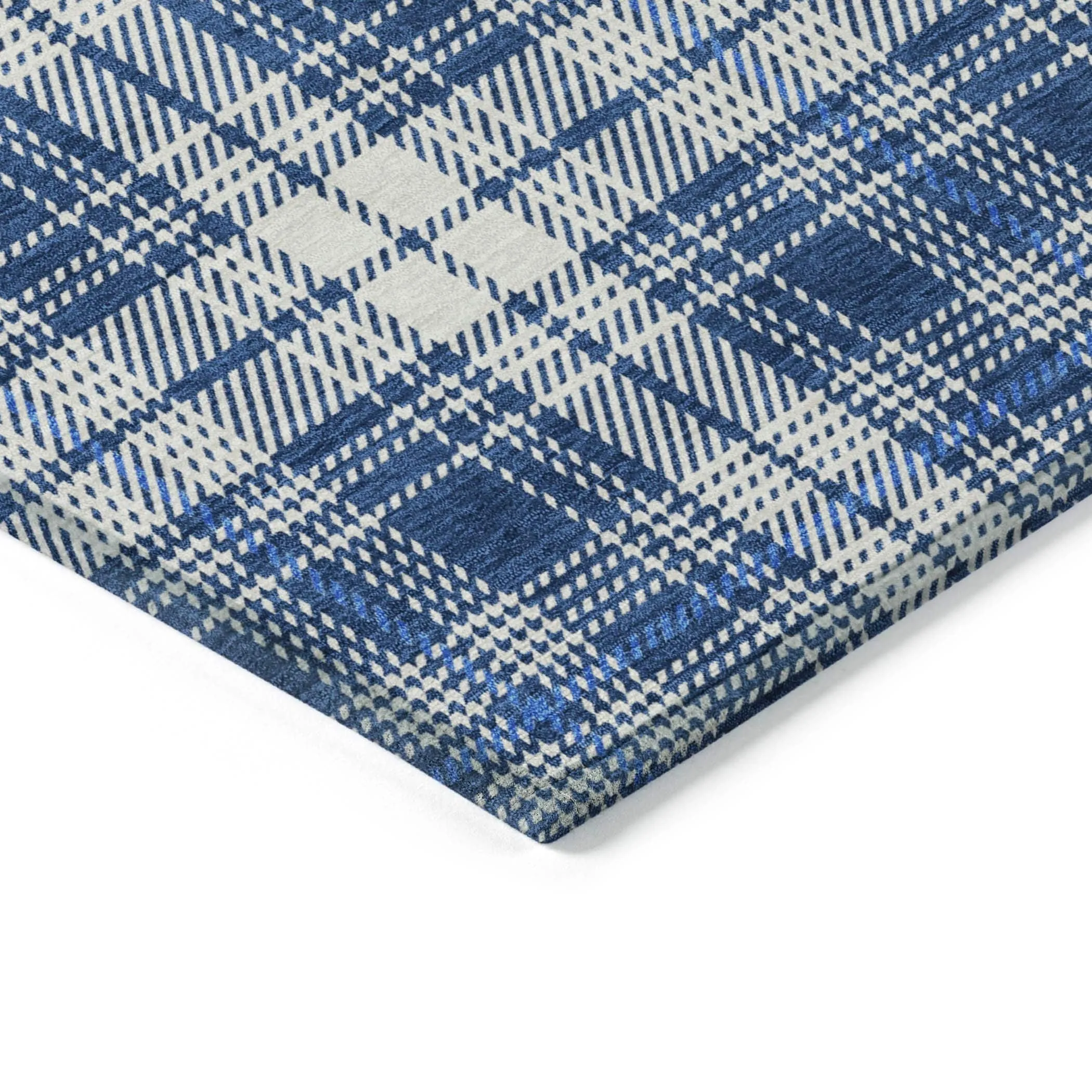 Machine Washable Indoor/ Outdoor Plaid Chantille Rug