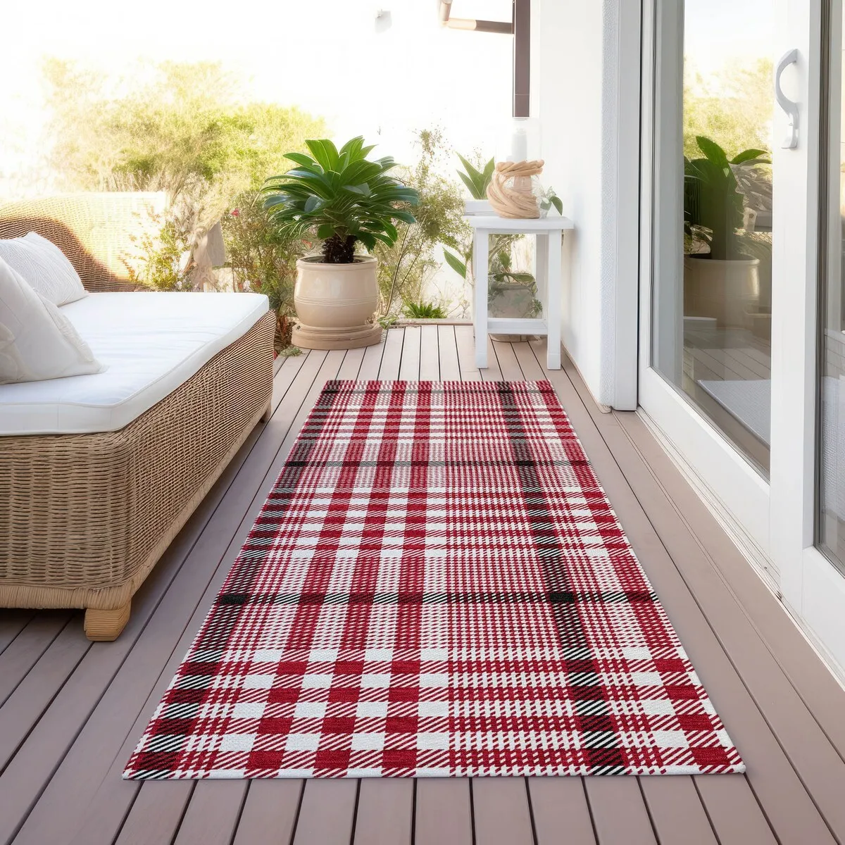 Machine Washable Indoor/ Outdoor Plaid Chantille Rug