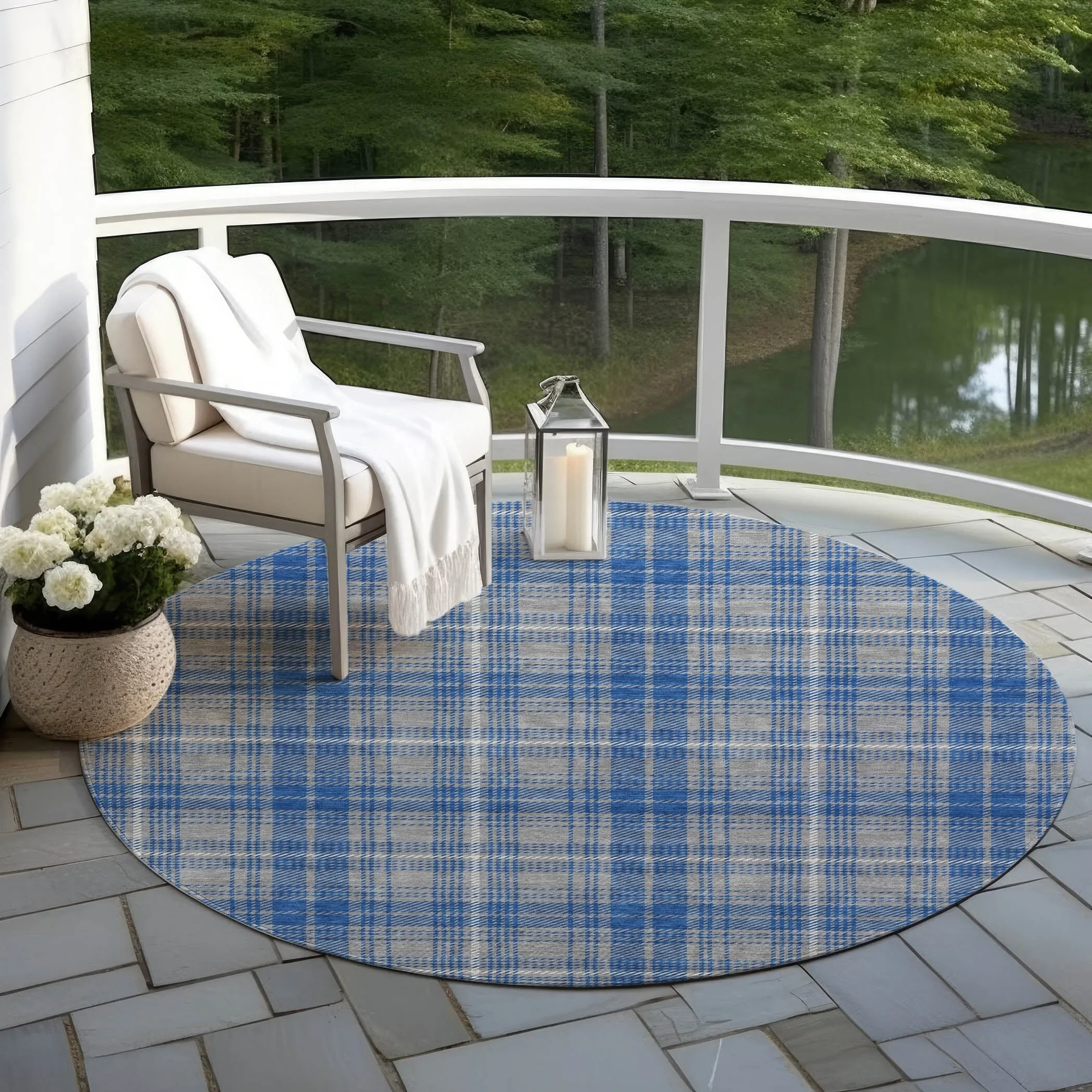 Machine Washable Indoor/ Outdoor Plaid Chantille Rug